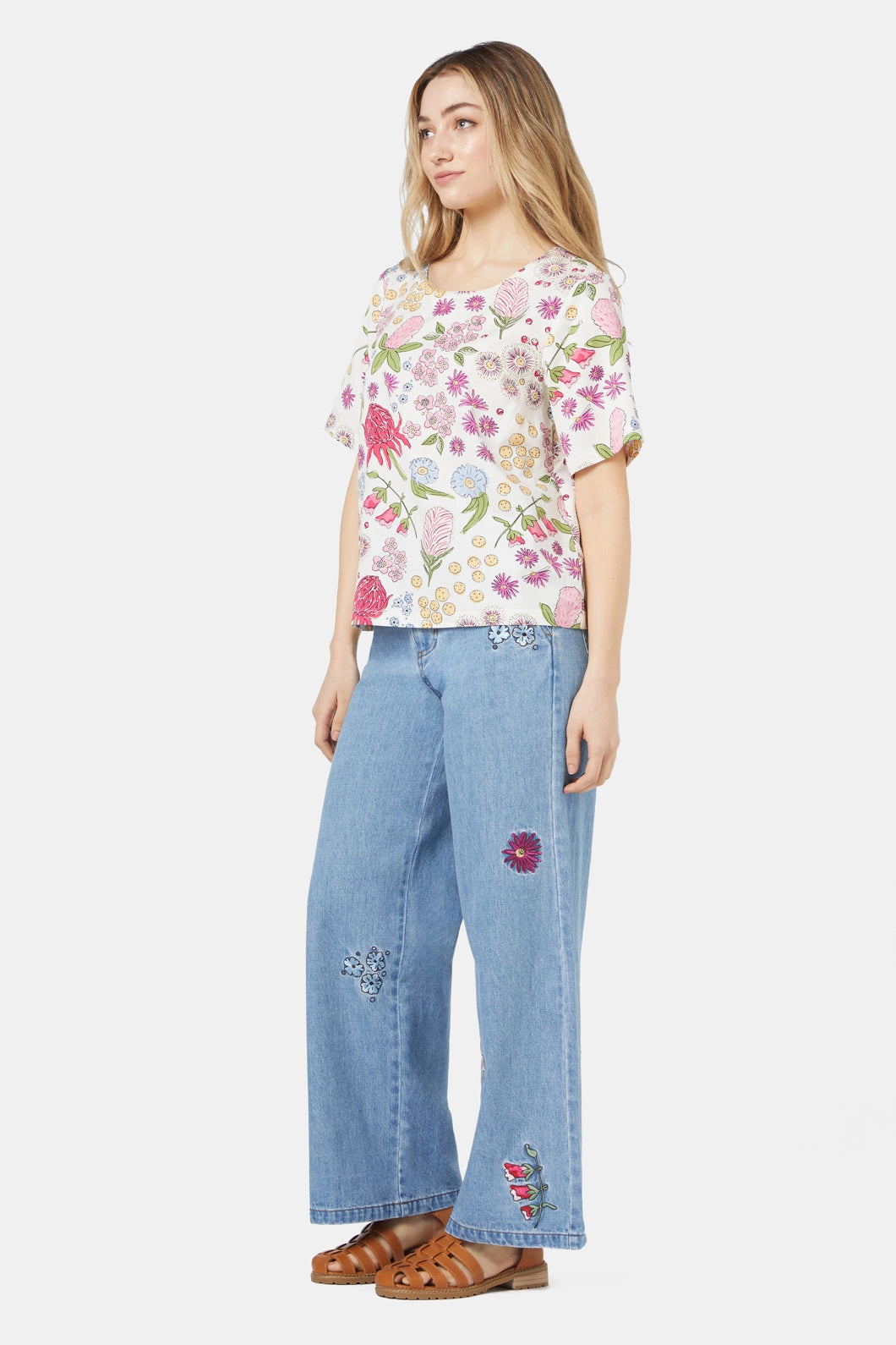 AdjustableHemCuffs Bouquet Top