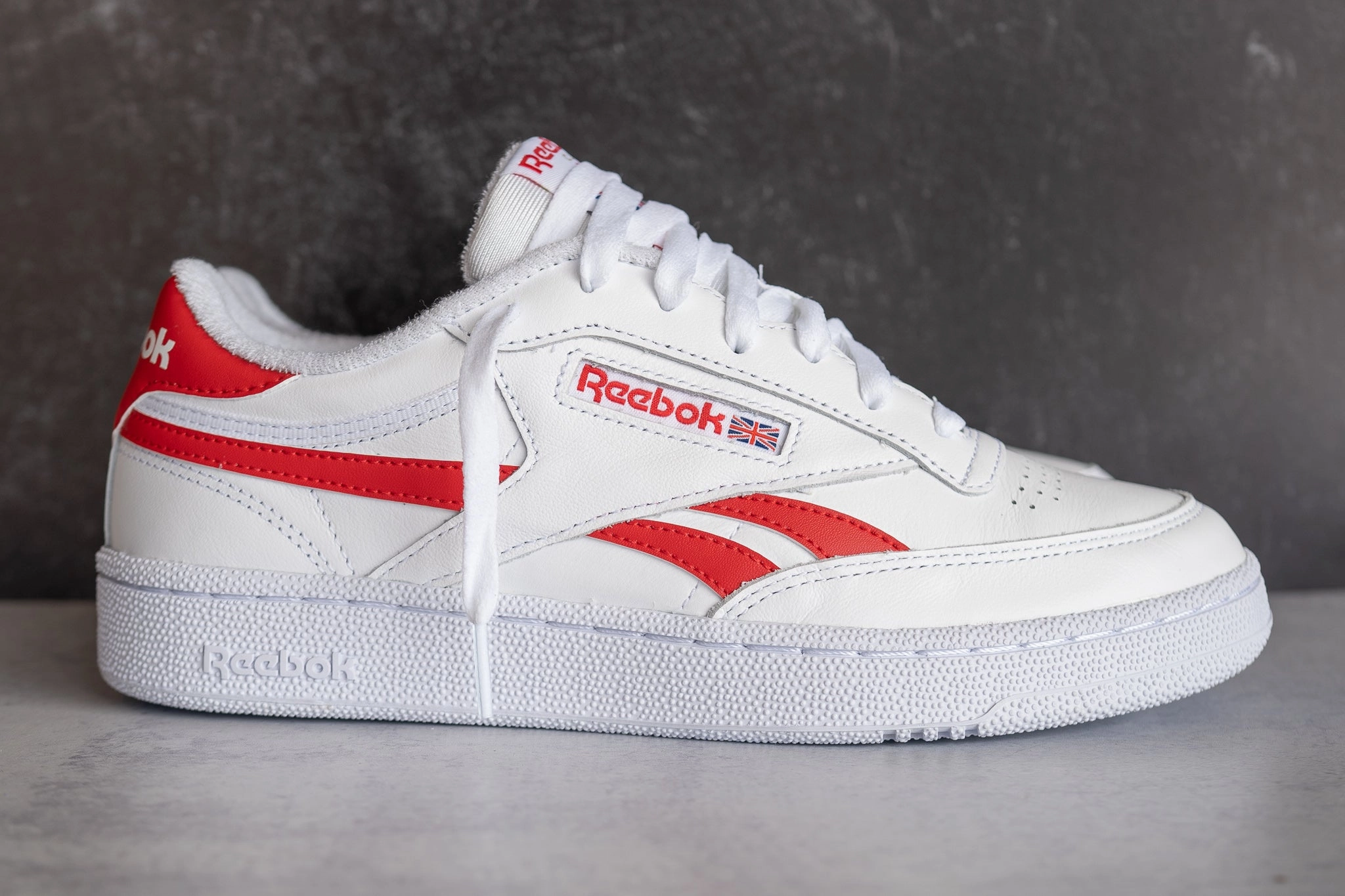 Reebok Club C Revenge (White/Vector Red) Casual