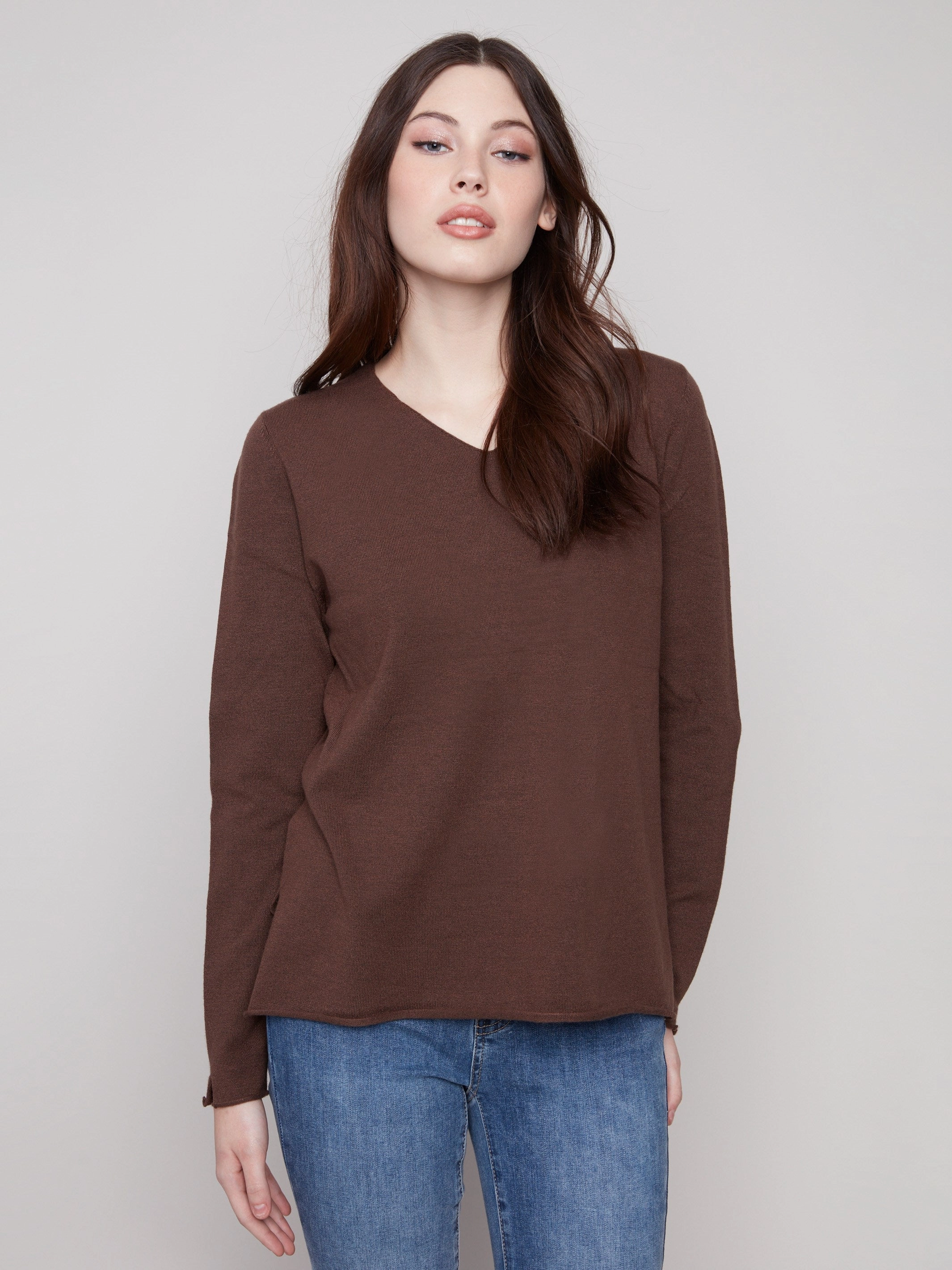 Basic V-Neck Sweater - Heather Mocha Trend - setter Mountainous area