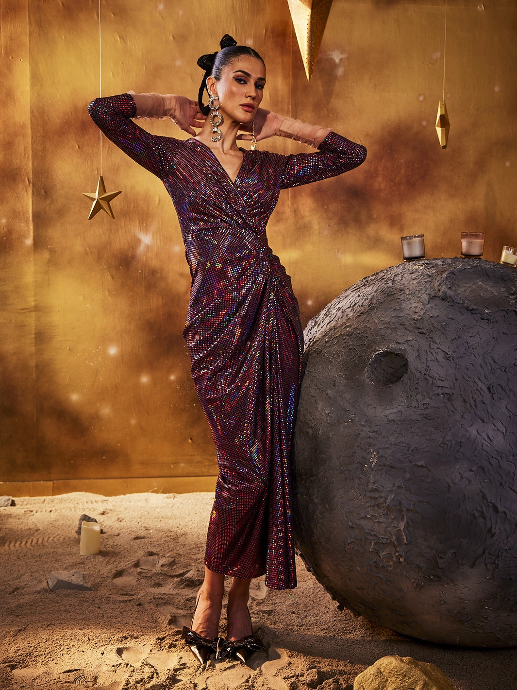 NEBULA GOWN Form Fitting Baby-Shower