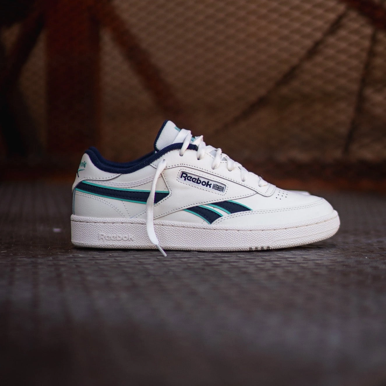 Mens Reebok Club C Revenge (Cream/Hornet) Abrasion Resistant Guardrails Flex Groove Technology