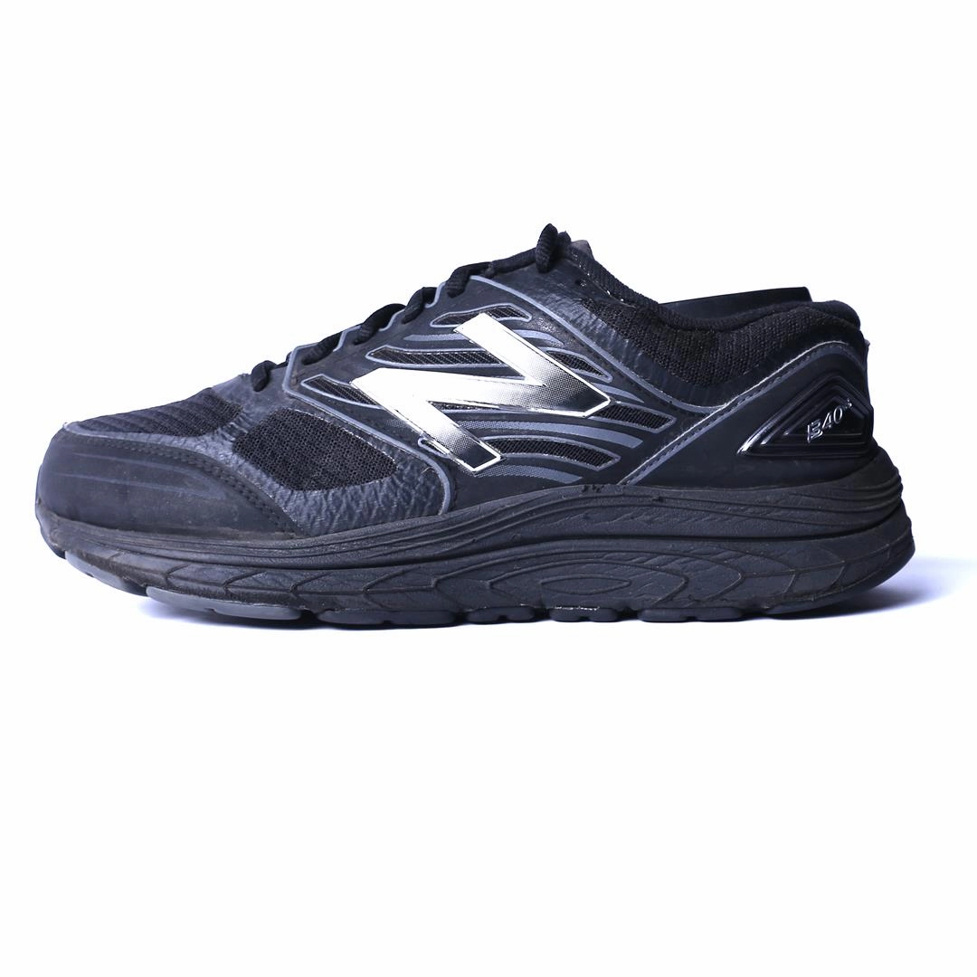 rough - surface shoes NEW BALANCE 1340 V3