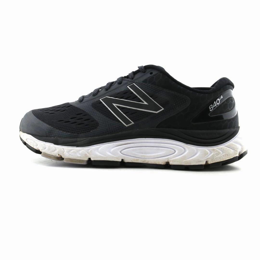 NEW BALANCE 840V4 lugged outsole running shoes
