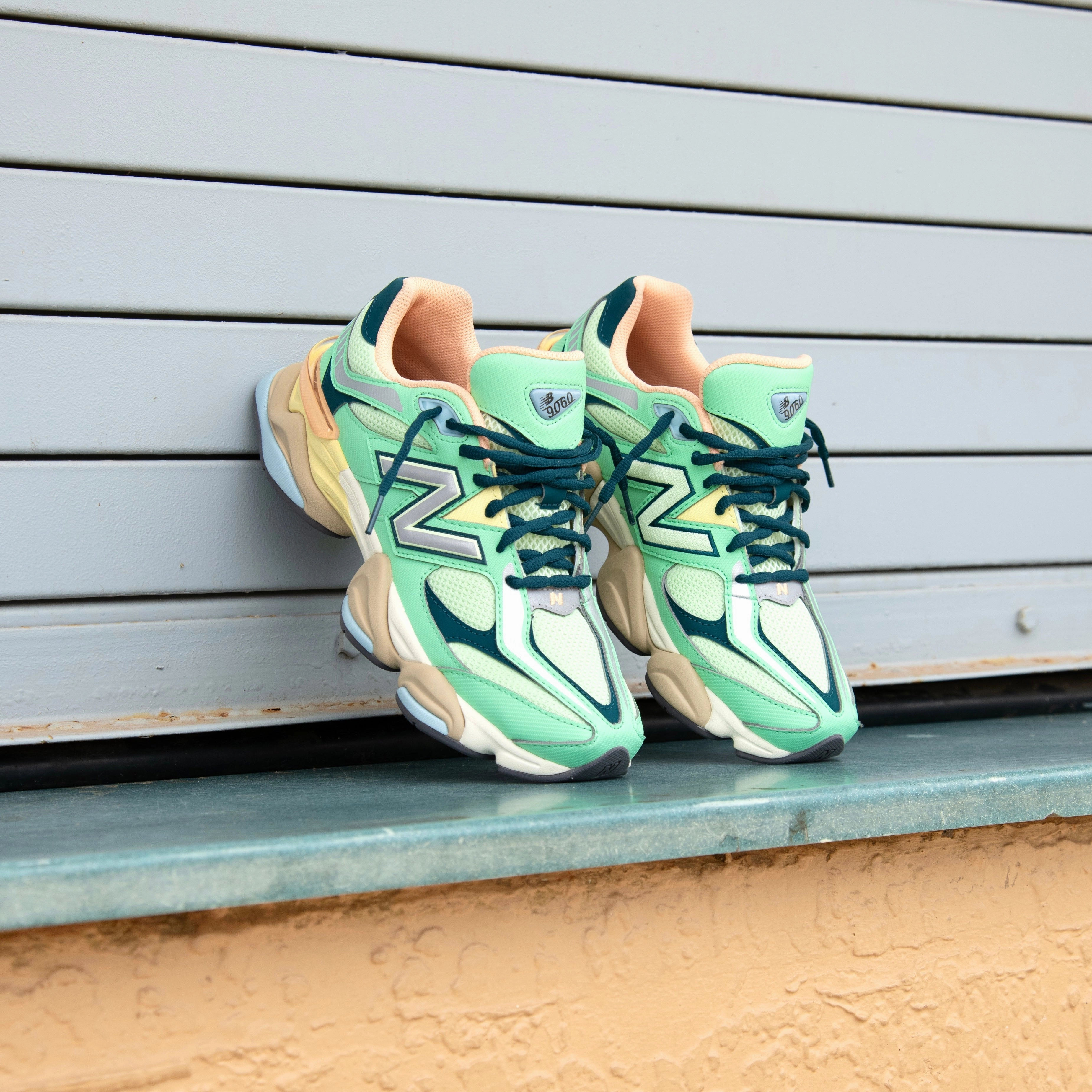 New Balance 9060 (Sweet Grass Deep Ocean) - U9060TMA Hyper Elastic Polymer