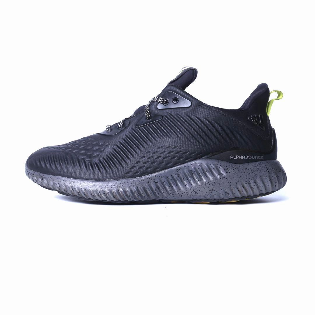 ADIDAS ALPHABOUNCE ALL TERRAIN Smooth Design Reinforced Midfoot