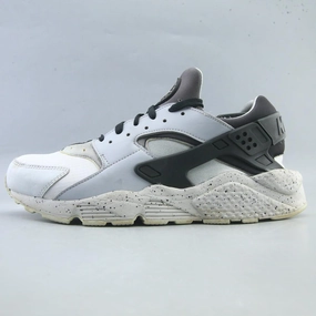 Neutral Stride Optimized NIKE AIR HUARACHE RUN