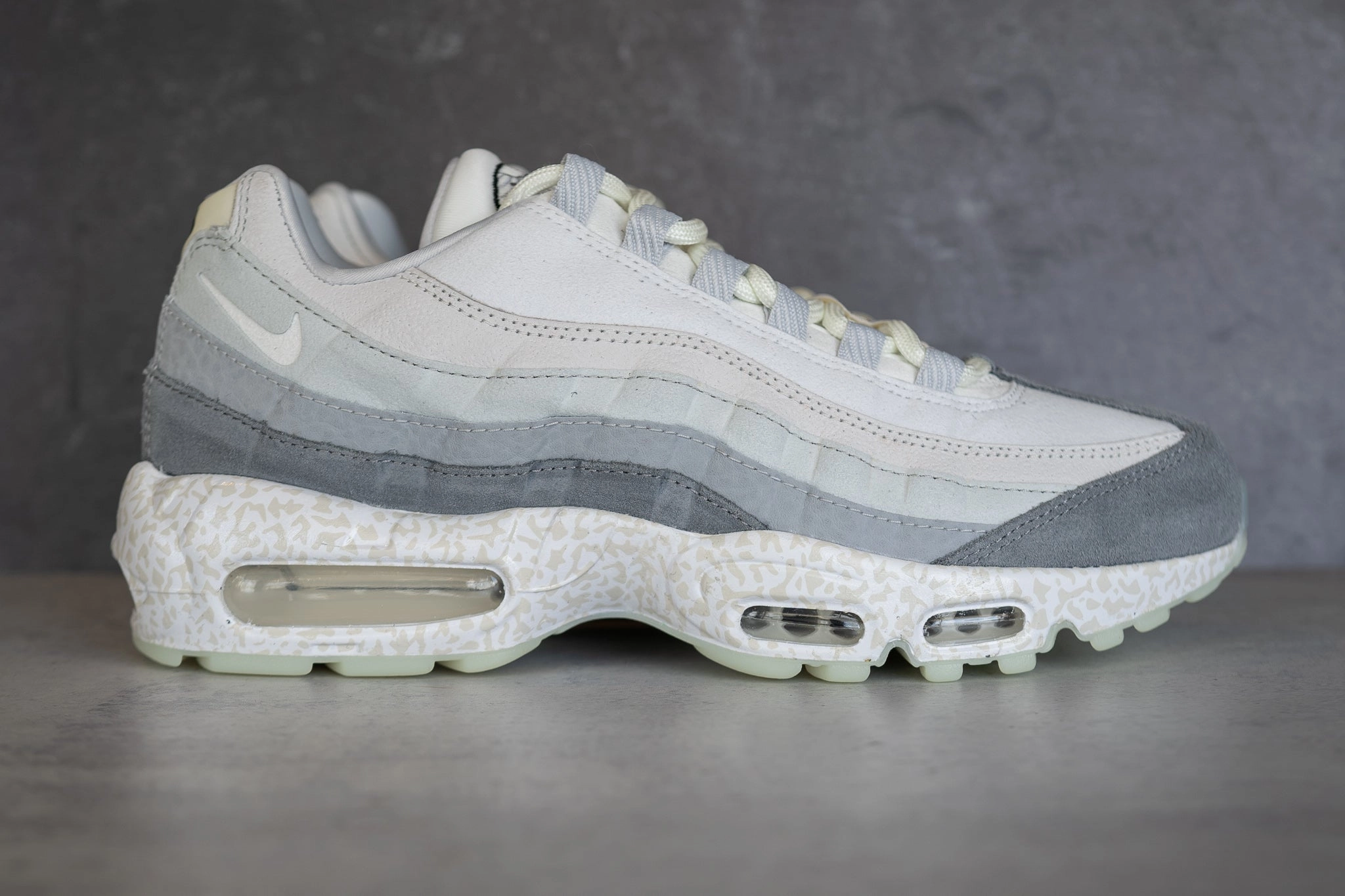 Neutral Tone Options Multi Terrain Nike Air Max 95 QS (Summit White)