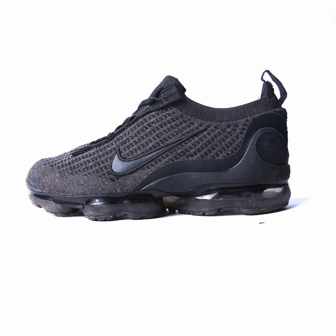 NIKE  AIR VAPORMAX 2021 simple design shoes