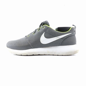 Comfortable Ball running in a sidewalk area shoes NIKE ROSHE ONE
