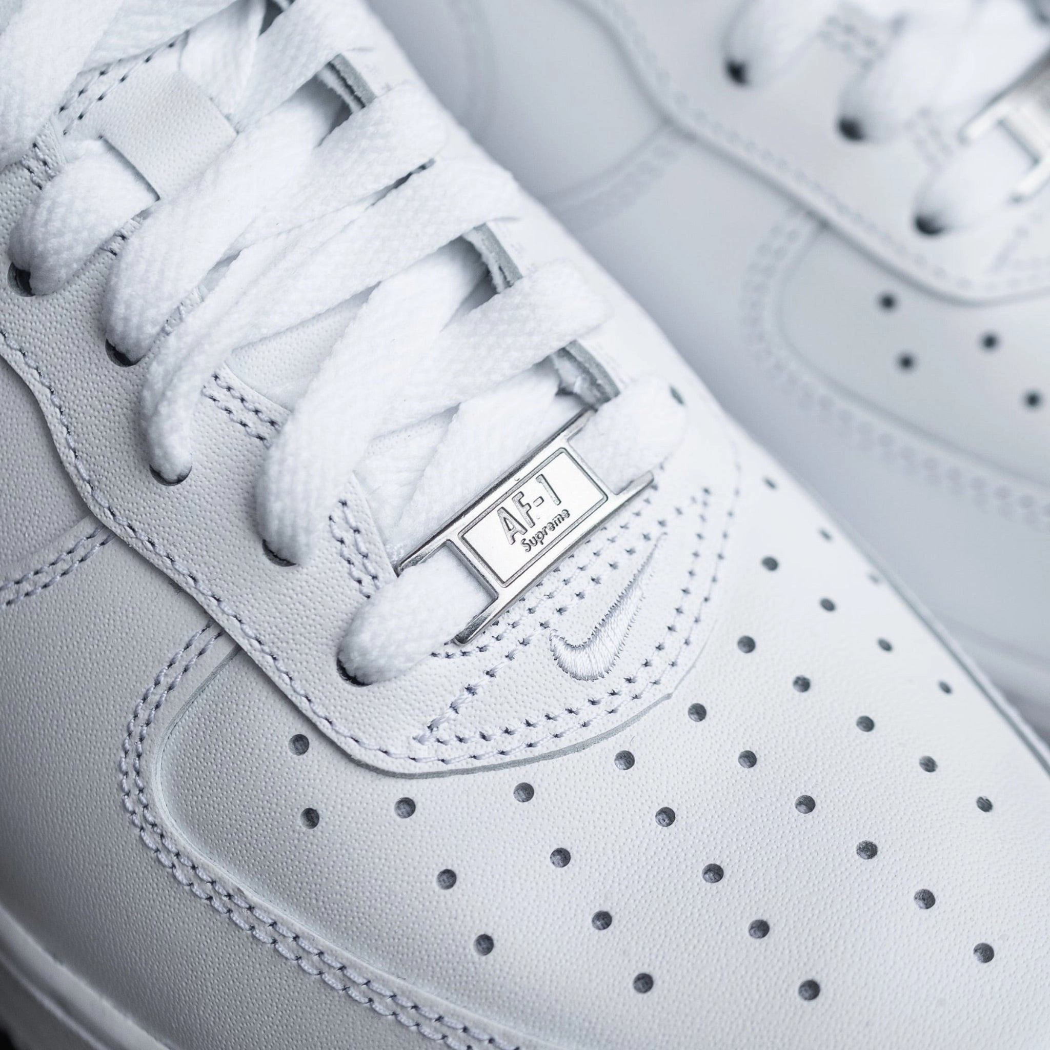 Road Running Ultra-soft sole Nike x Supreme Air Force 1 Low SP (White)