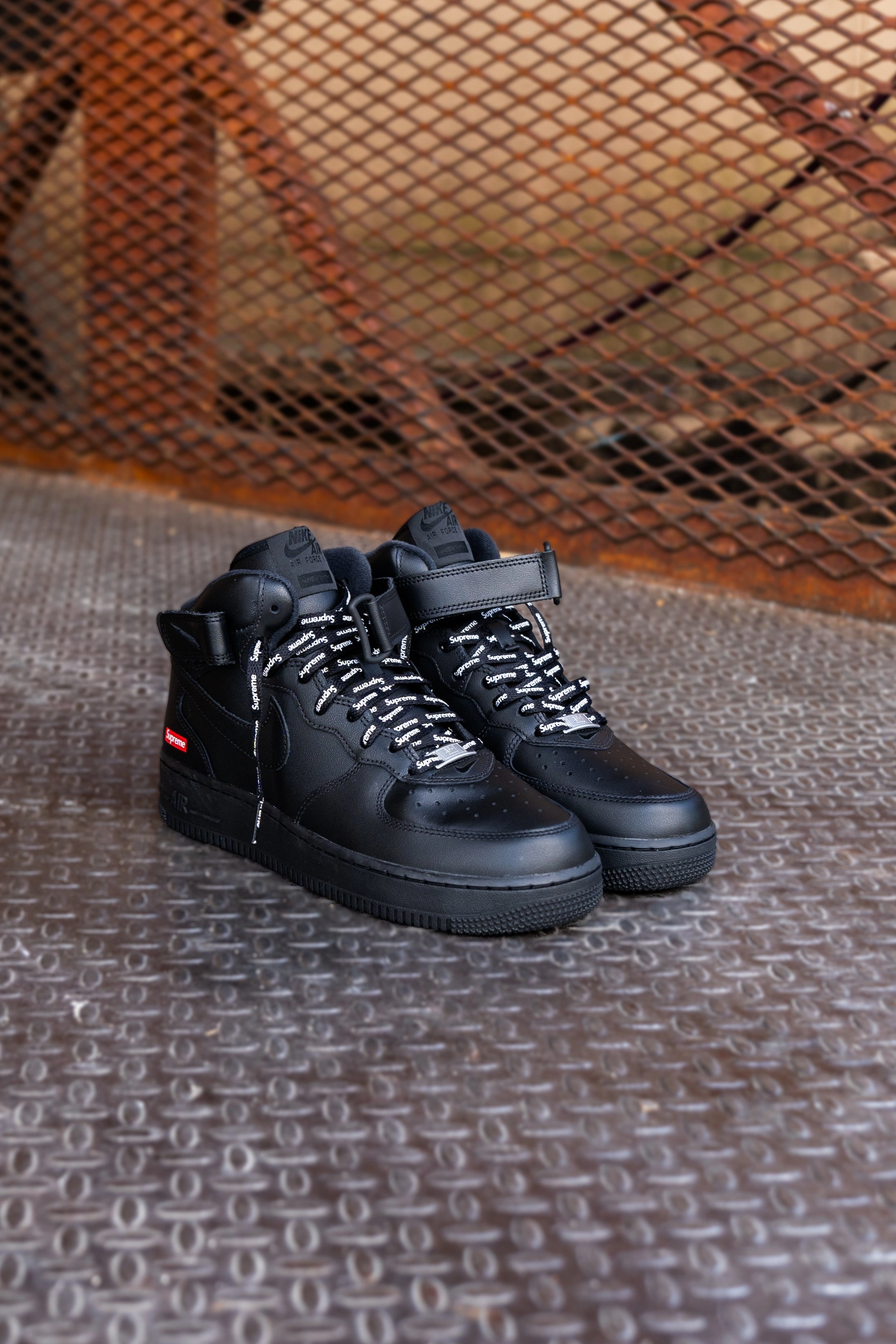 Anti Odor Fabric Nike x Supreme Air Force 1 Mid SP (Black)
