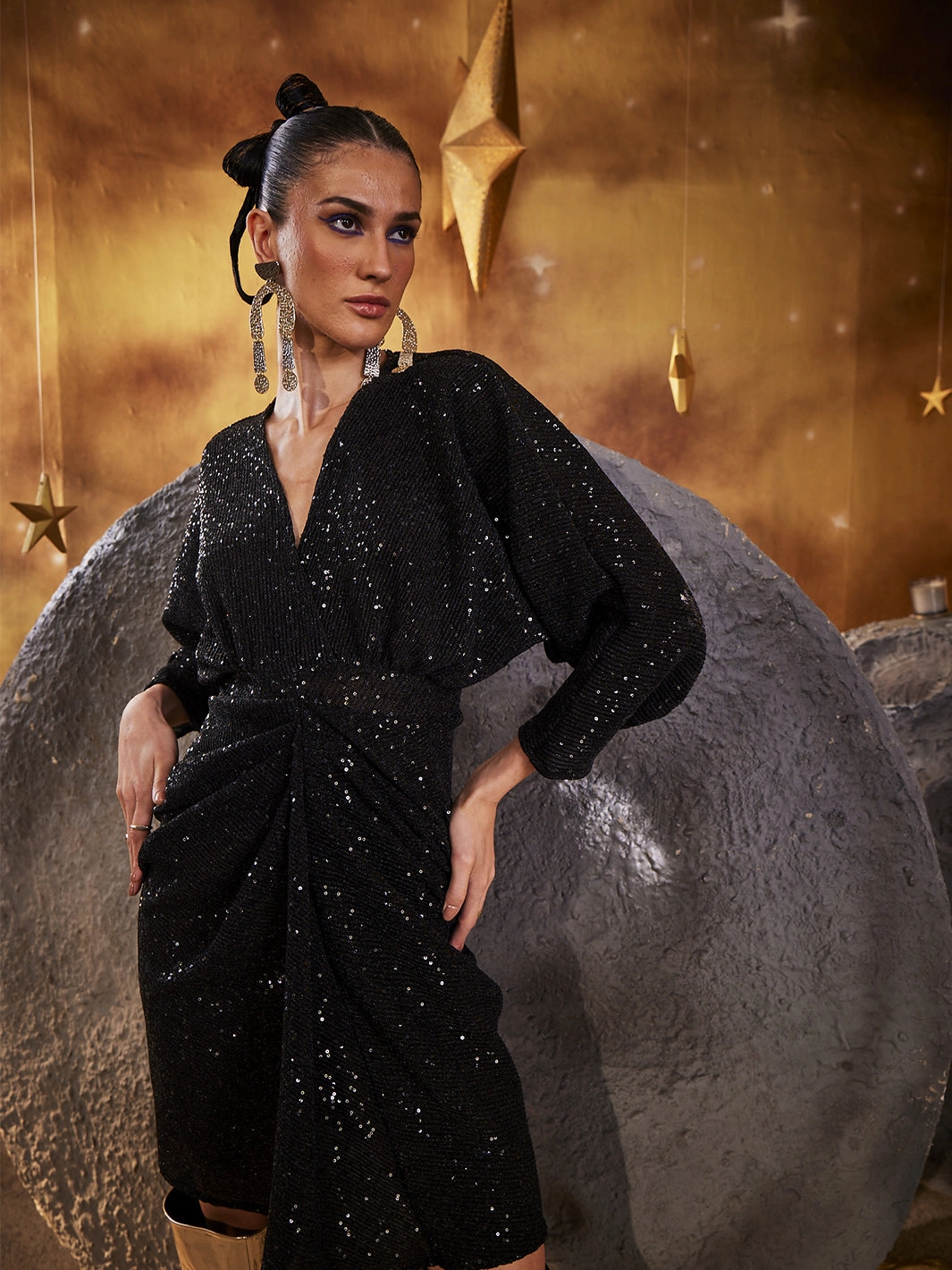 Fluid movement Elegant Mature SPACEWALK BLACK DRESS