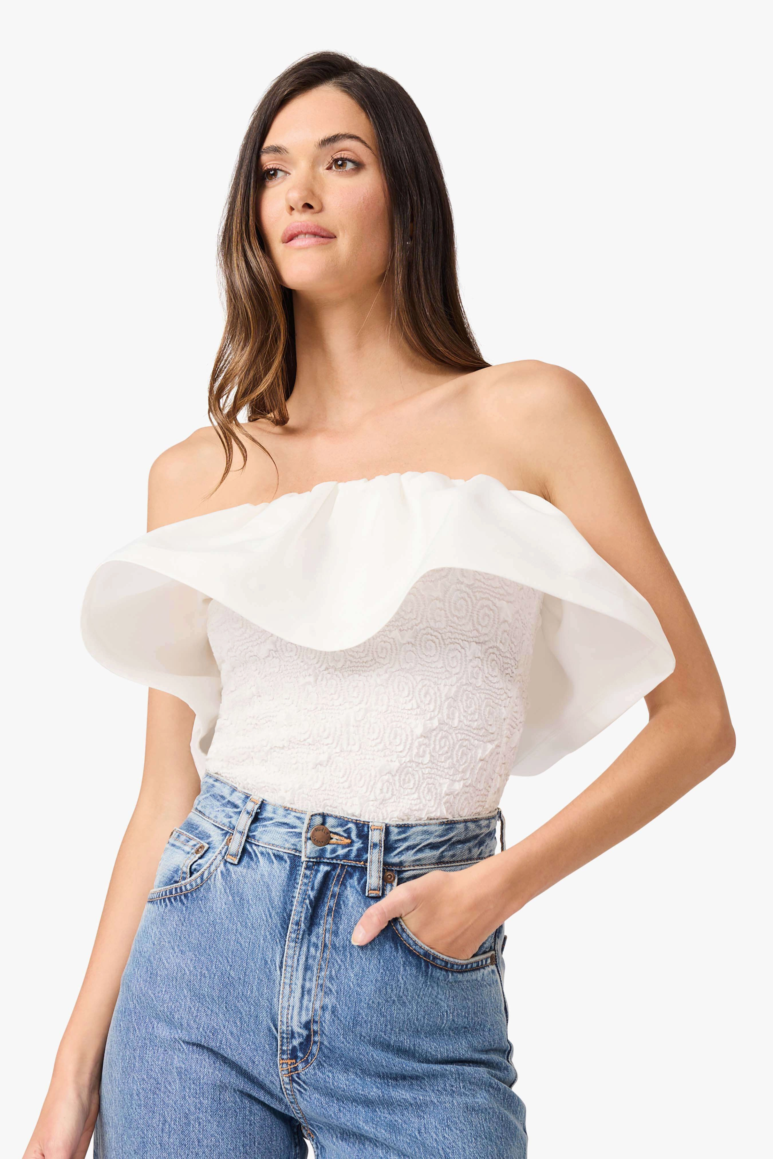 Gentle Fit Dandelione Strapless Top in White