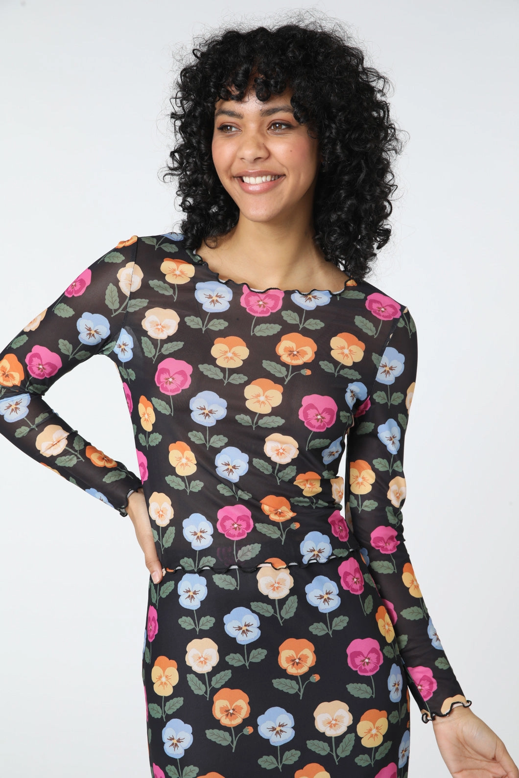 Pansy Mesh Top WrinkleFree Structure MultiPanelDesign