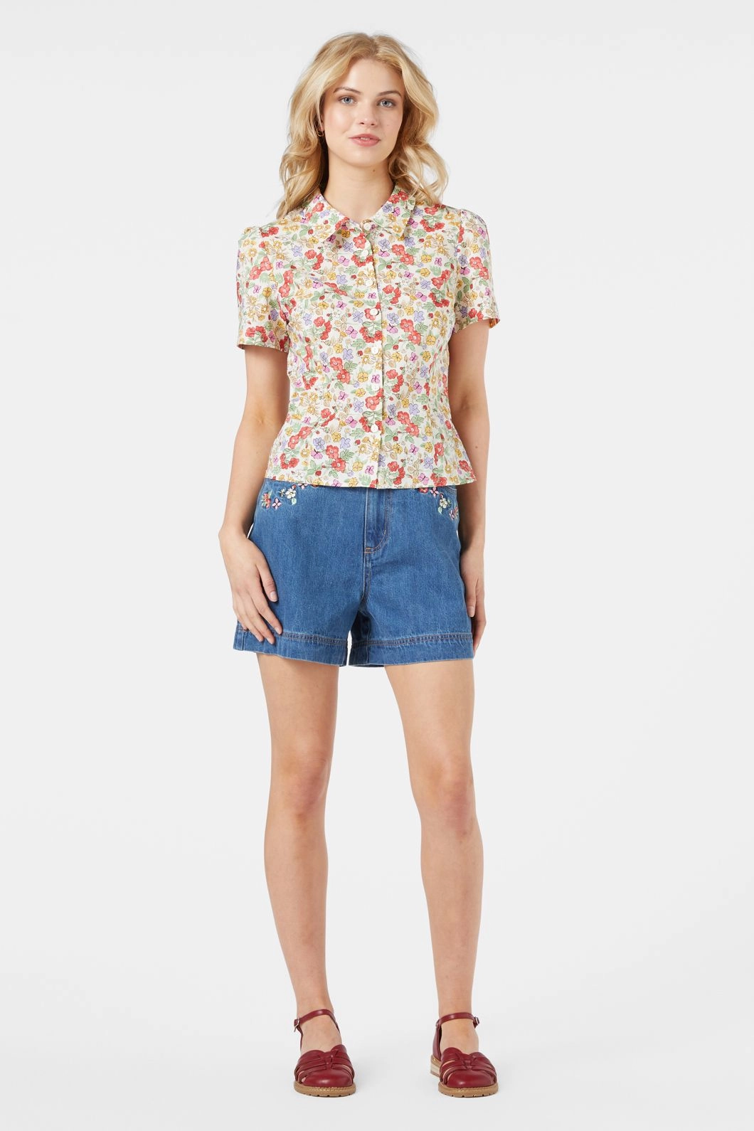 Modest Wear Papillon Emb Short