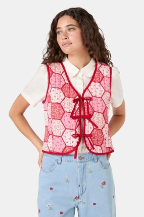 Patchwork Quilted Tie Vest Flexible Shoulder Gusset NonRestrictive Cut