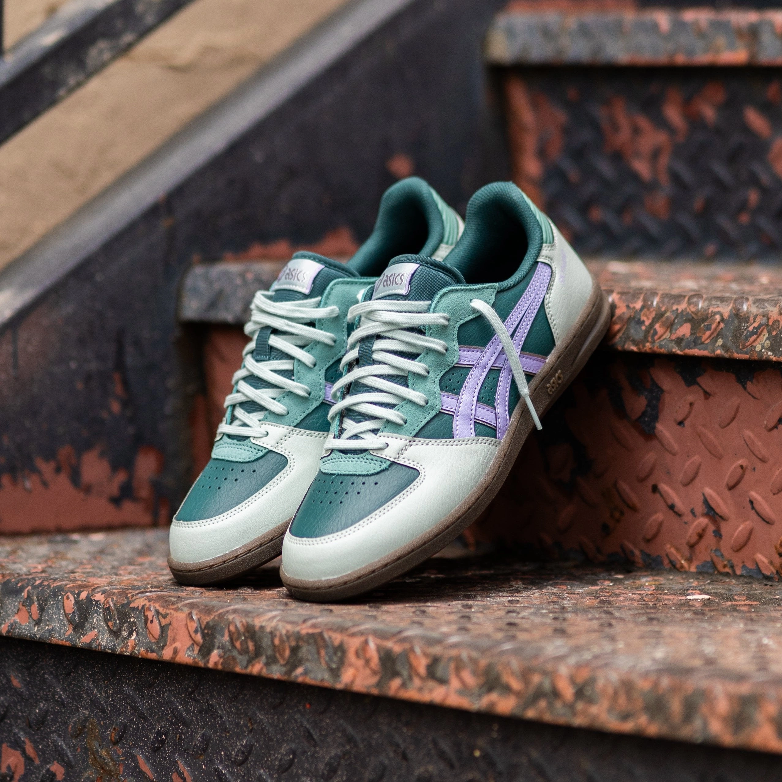 LaceUp Men's Asics Skyhand OG (Dark Neptune/Violet Light)