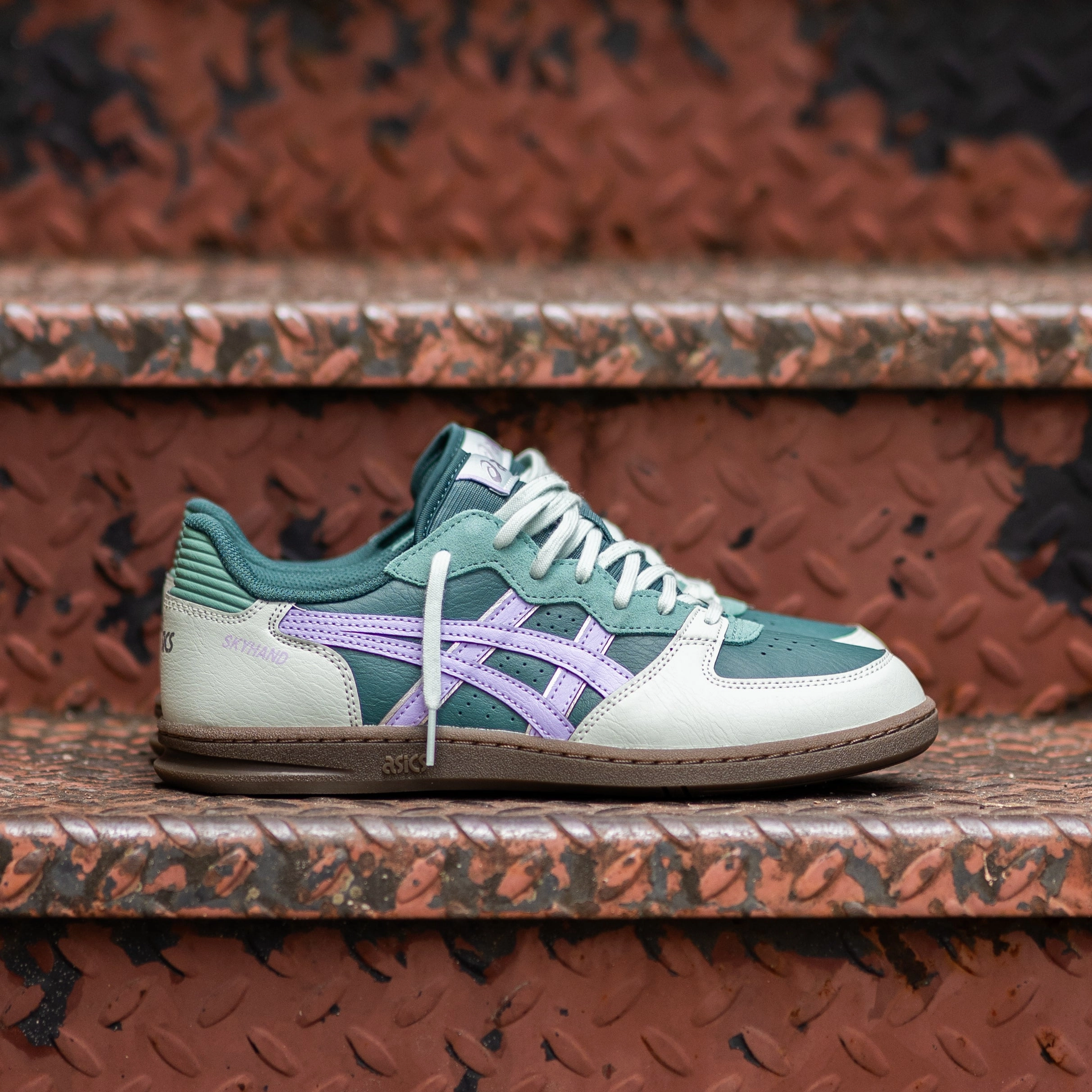 Deep Tread Pattern Men's Asics Skyhand OG (Dark Neptune/Violet Light)