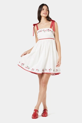 Fine Texture Comfortable texture Poppy Emb Dress