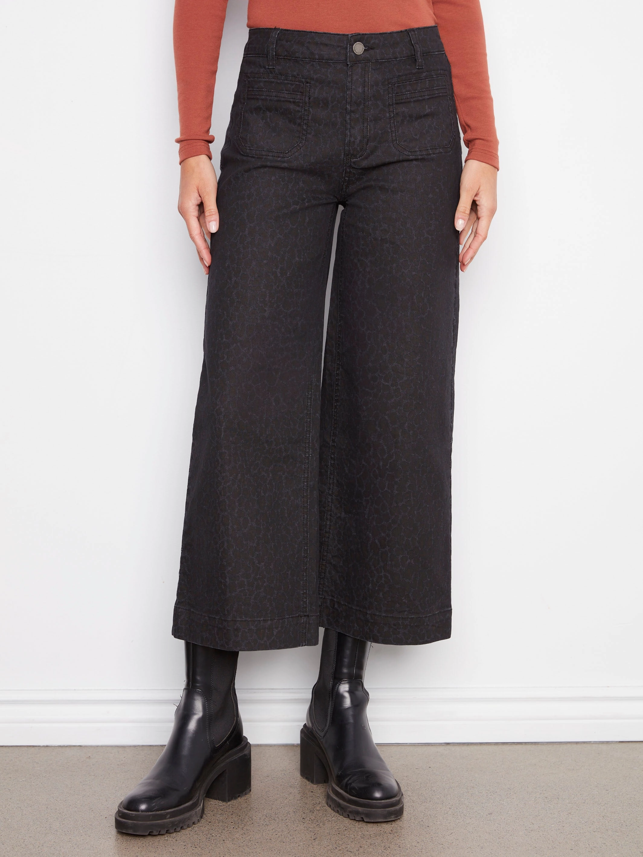 Printed Patch Pocket Flare Pants - Leopard Foundation Wear Popular Option