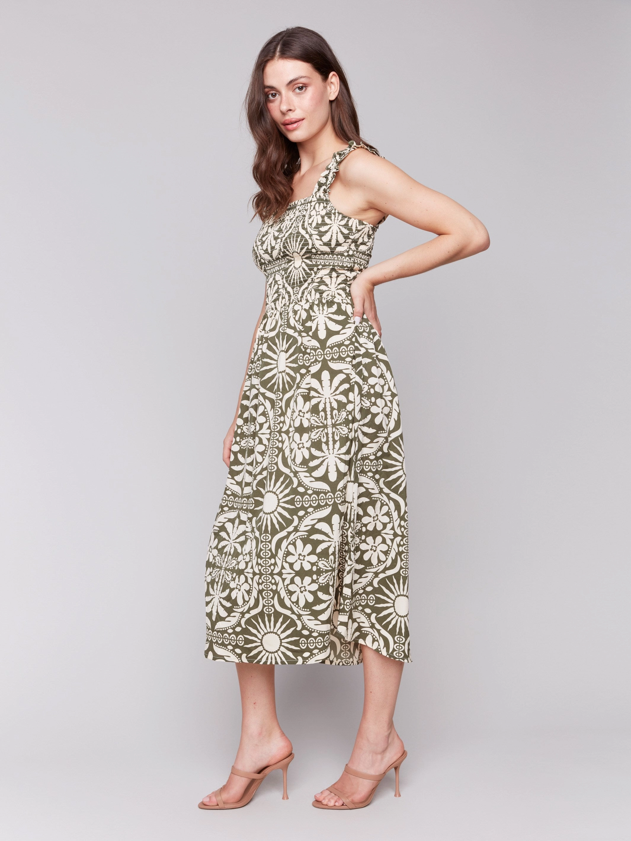 Quick Outfit Clean Structure Printed Sleeveless Midi Dress with Shirring Detail - Celadon