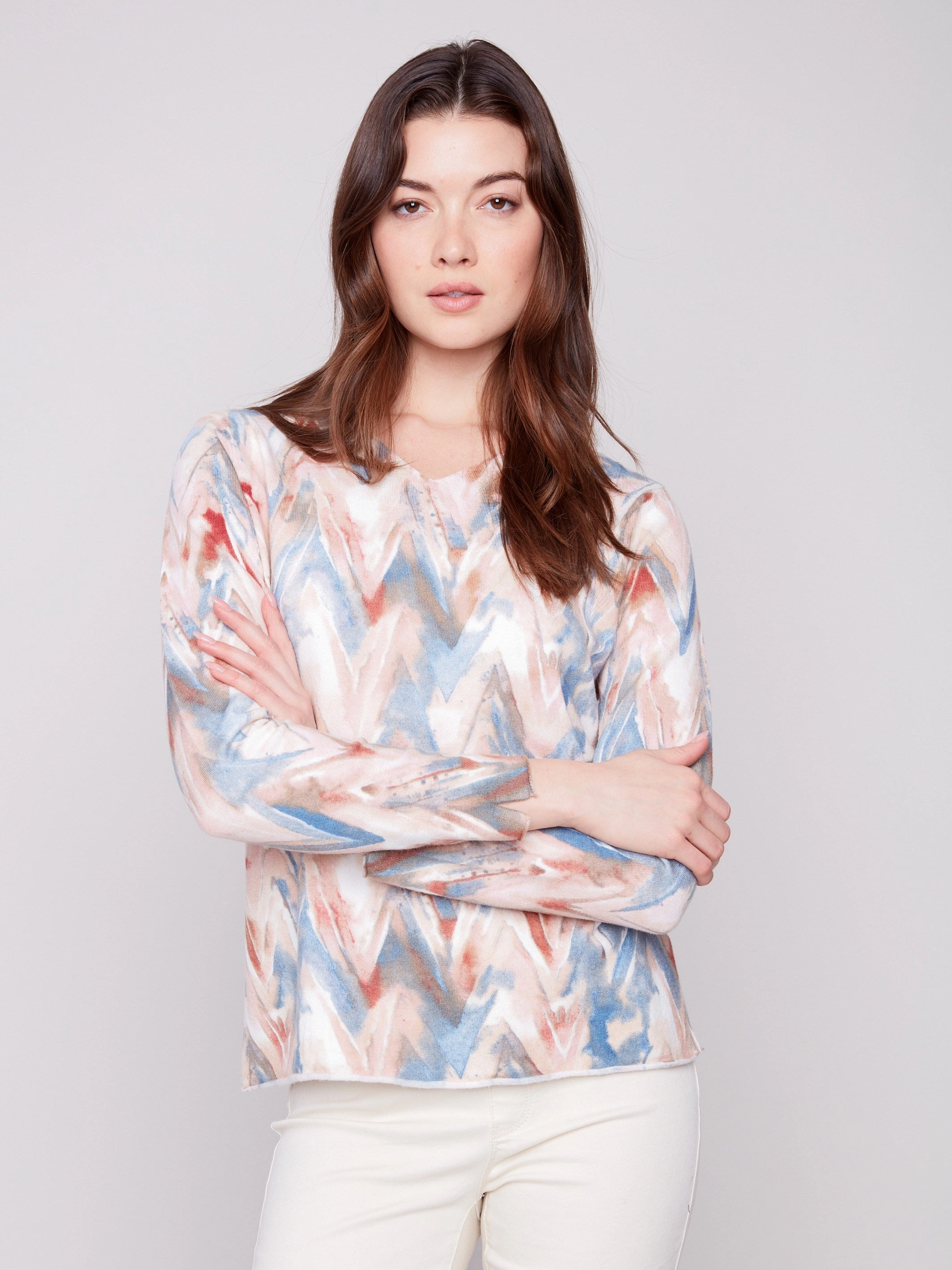 Printed V-Neck Sweater - Chevron Stretchy Influencer