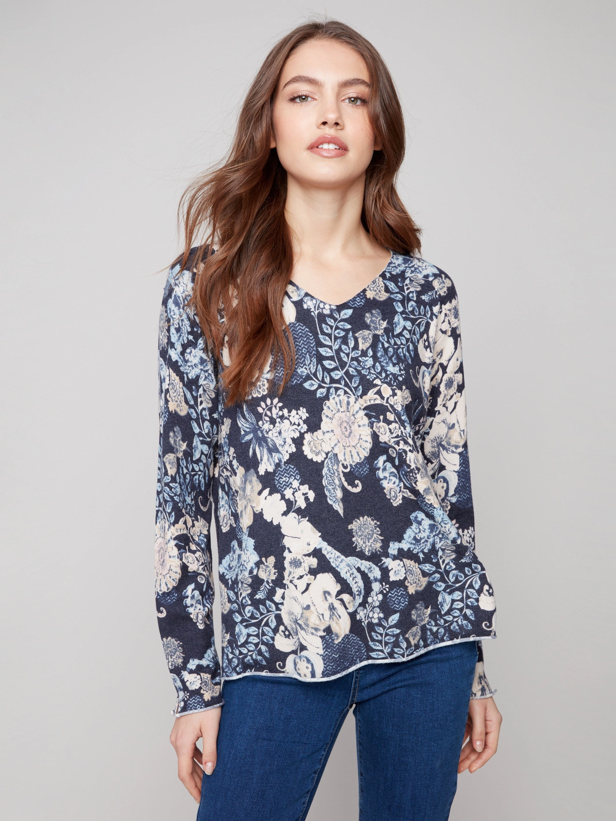 bathroom Lace Printed V-Neck Sweater - Posh