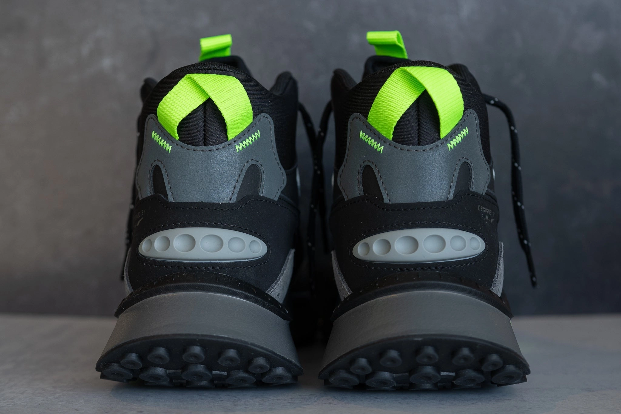 Tailored Comfort Foot Stability Puma Wild Rider Mid WS (Puma Black/Volt)