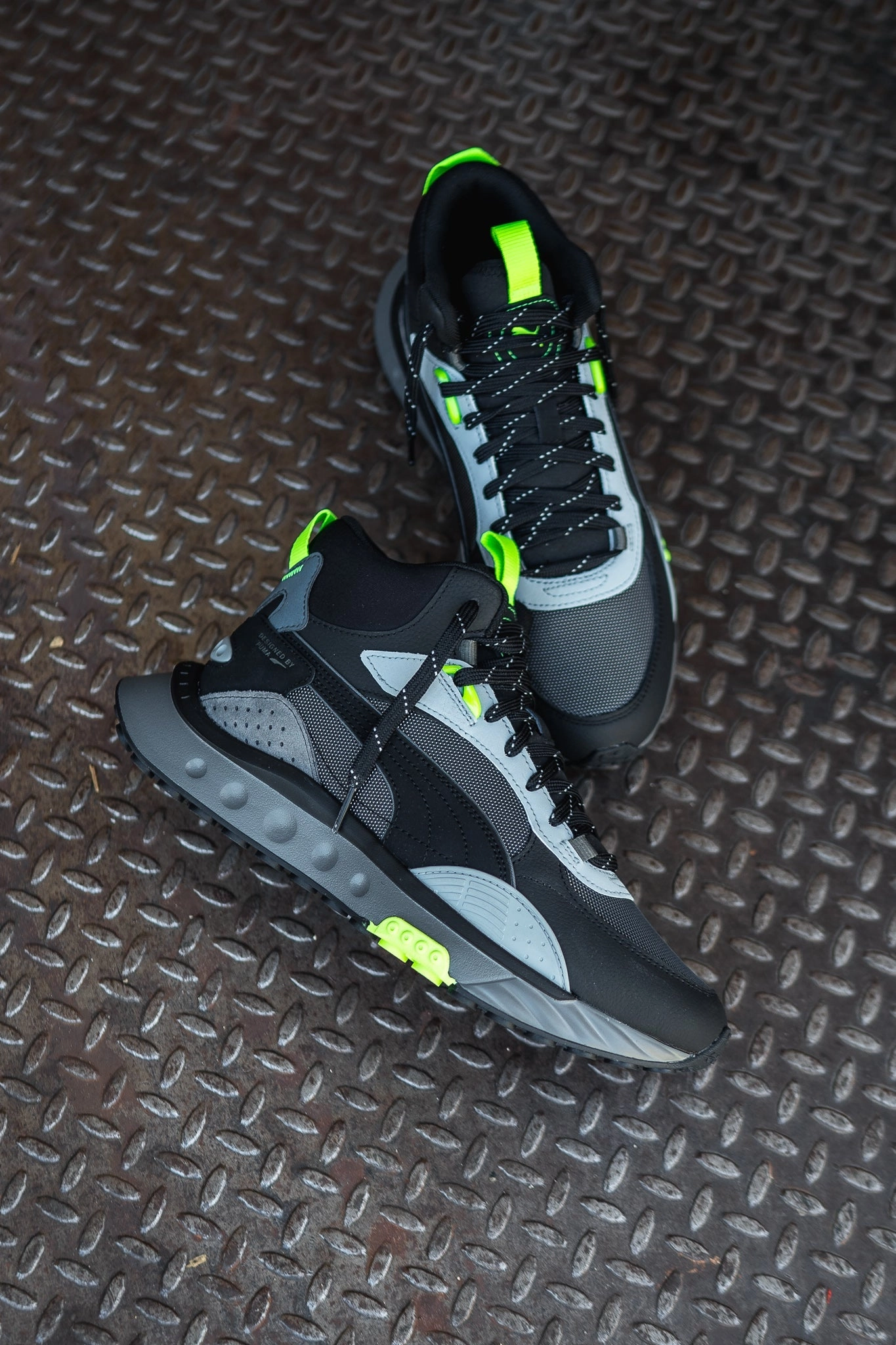 Puma Wild Rider Mid WS (Puma Black/Volt) Comfort Cushion