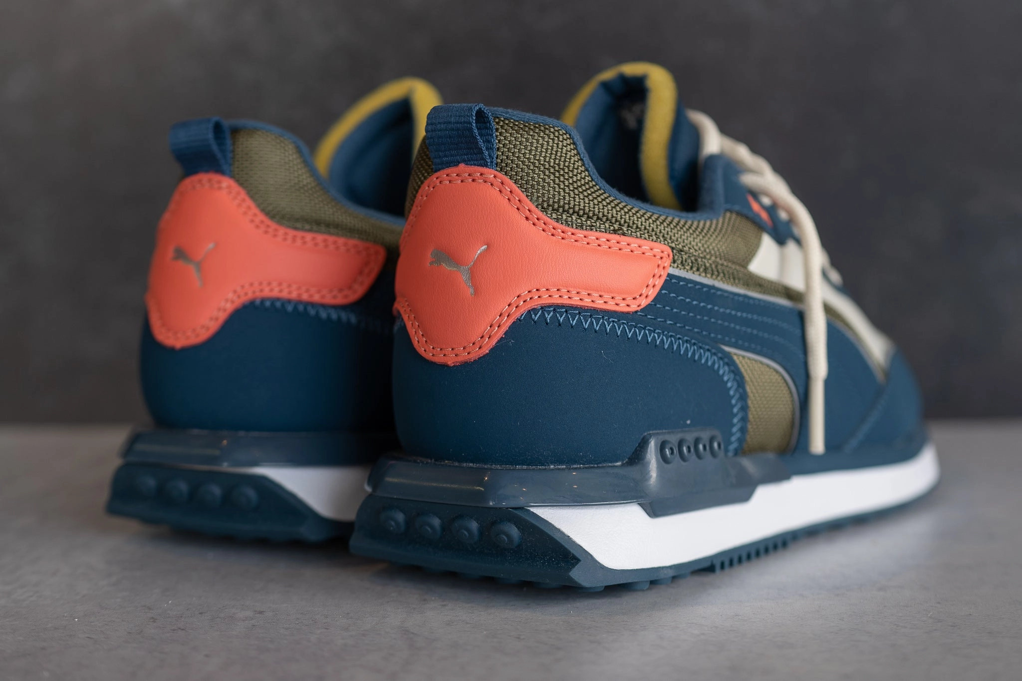 Designer Look Puma x Helly Hansen City Rider (Intense Blue)