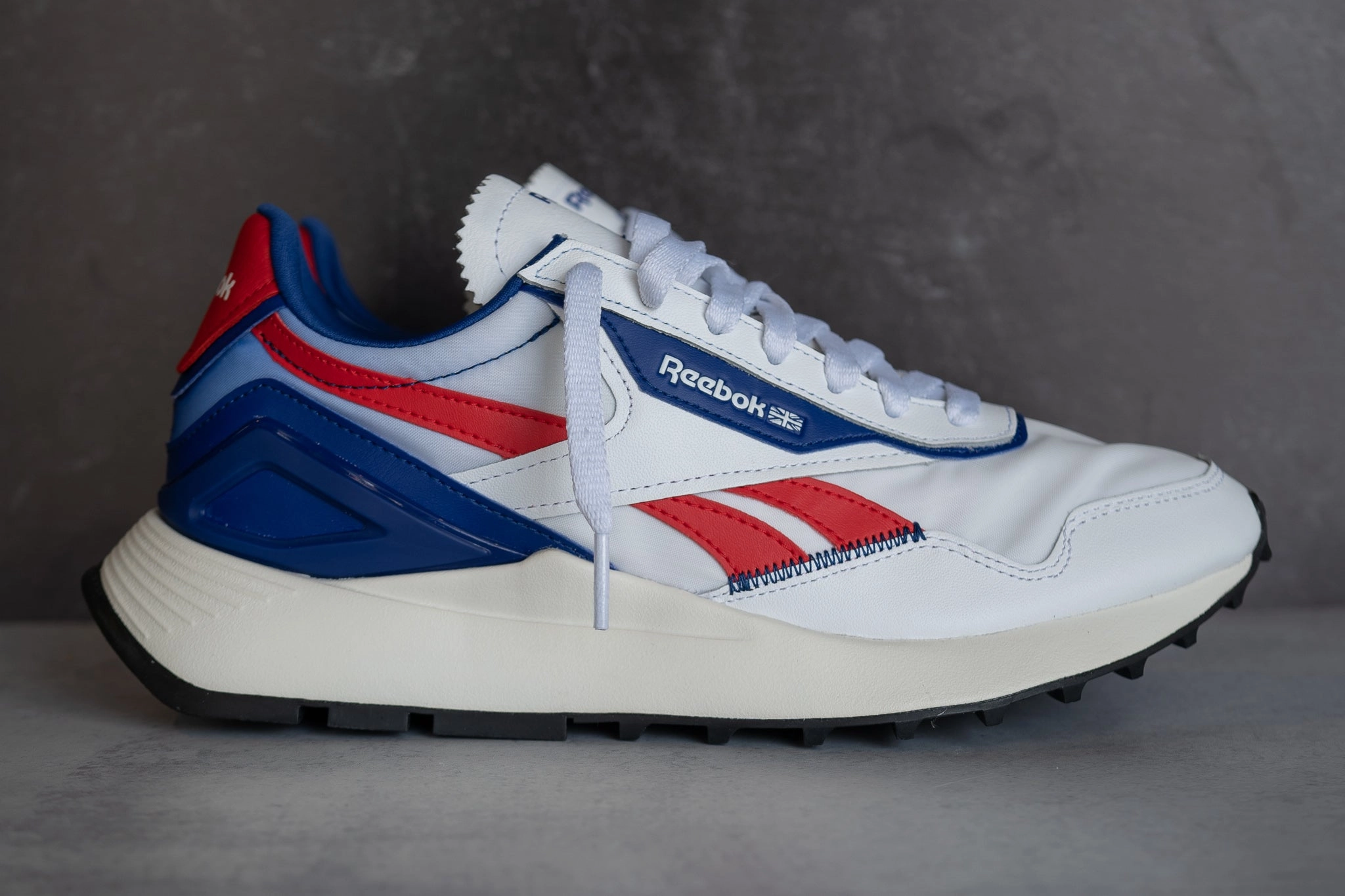 Basic Fit Reebok CL Legacy AZ (Gundam)