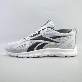Performance-driven REEBOK SUPREME RUN MT