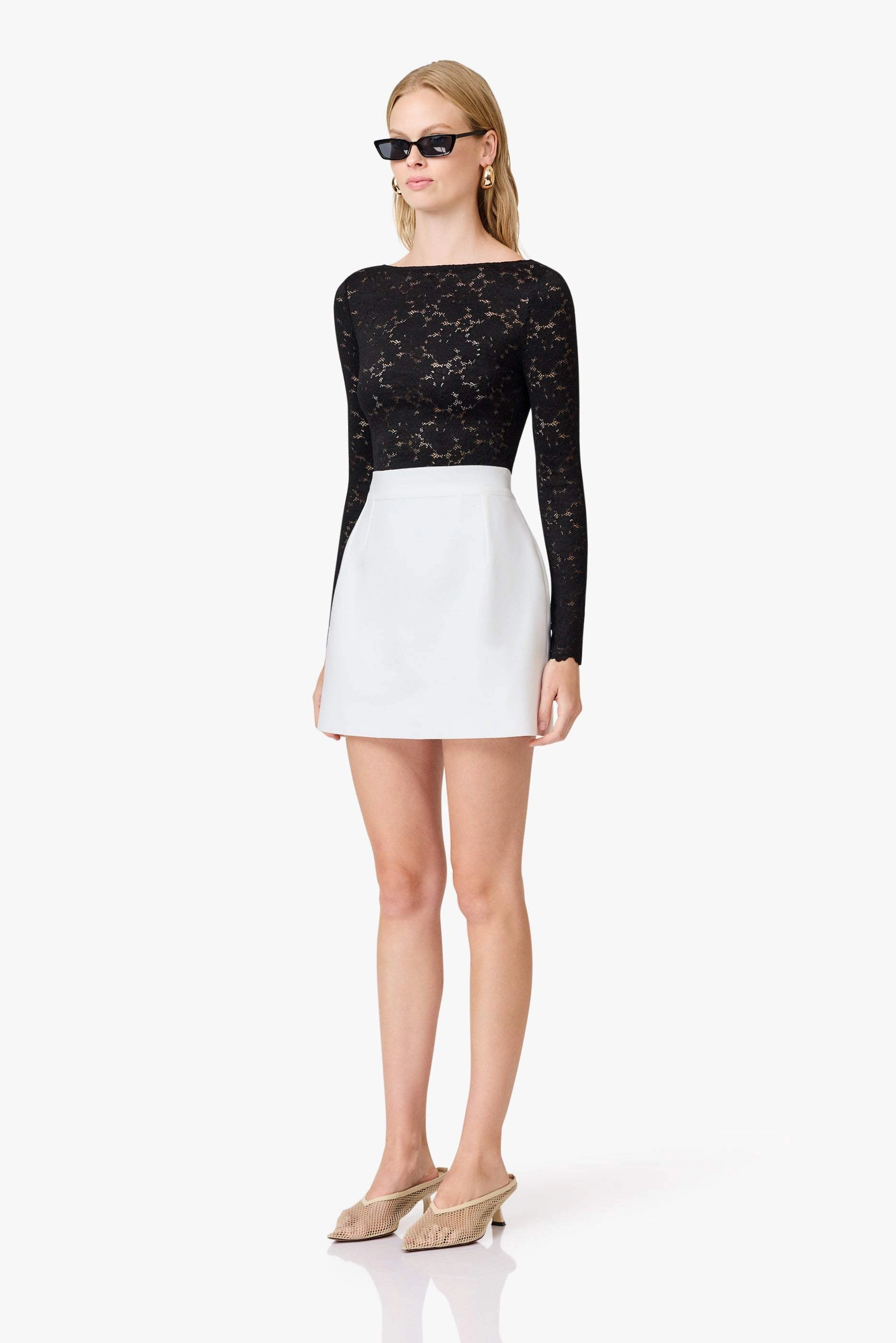 CURAAE Kira Stretch Lace Top In Black Soft Neutral