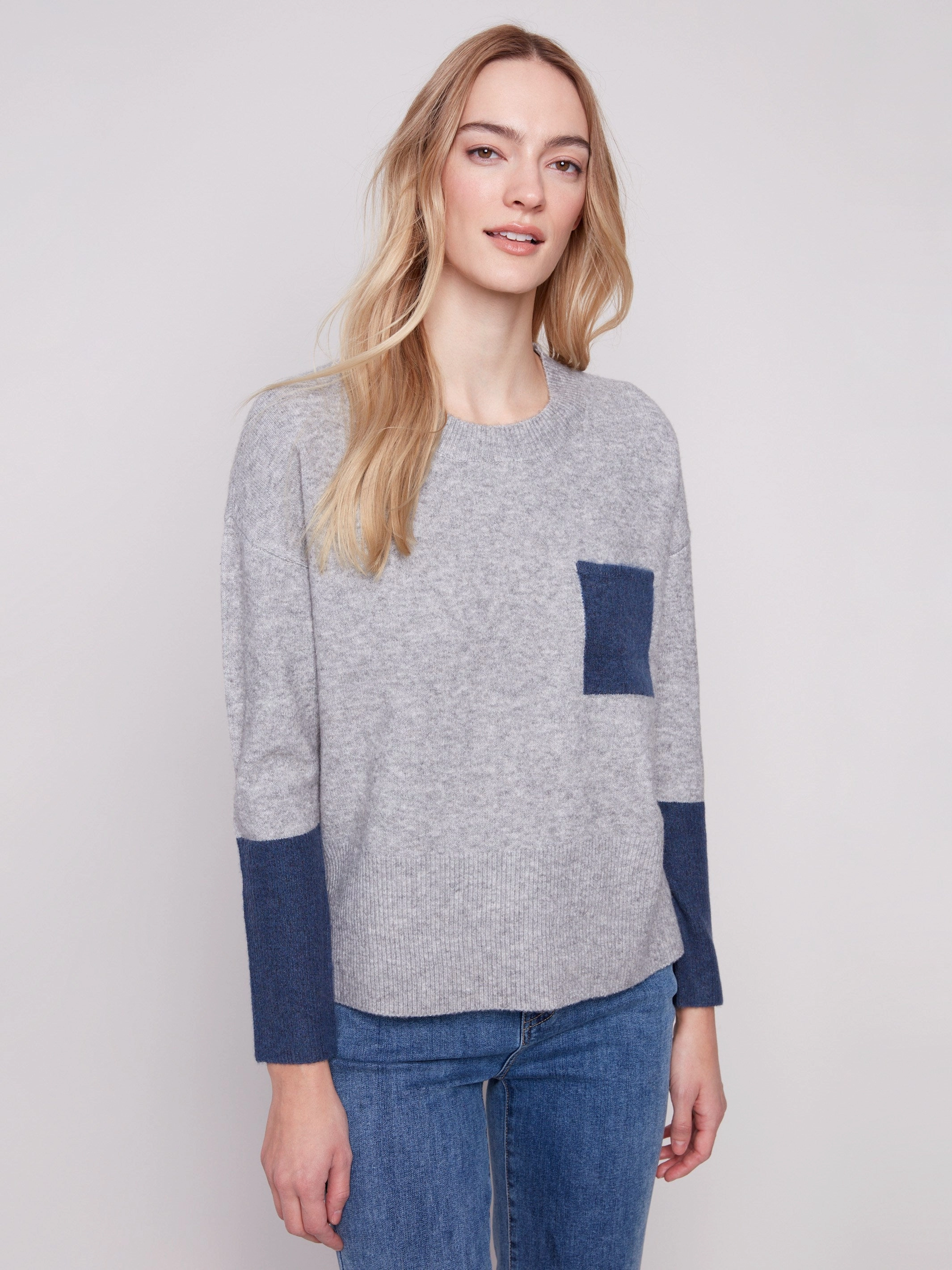 Collared Crew Neck Sweater With Contrast Details - Heather Grey