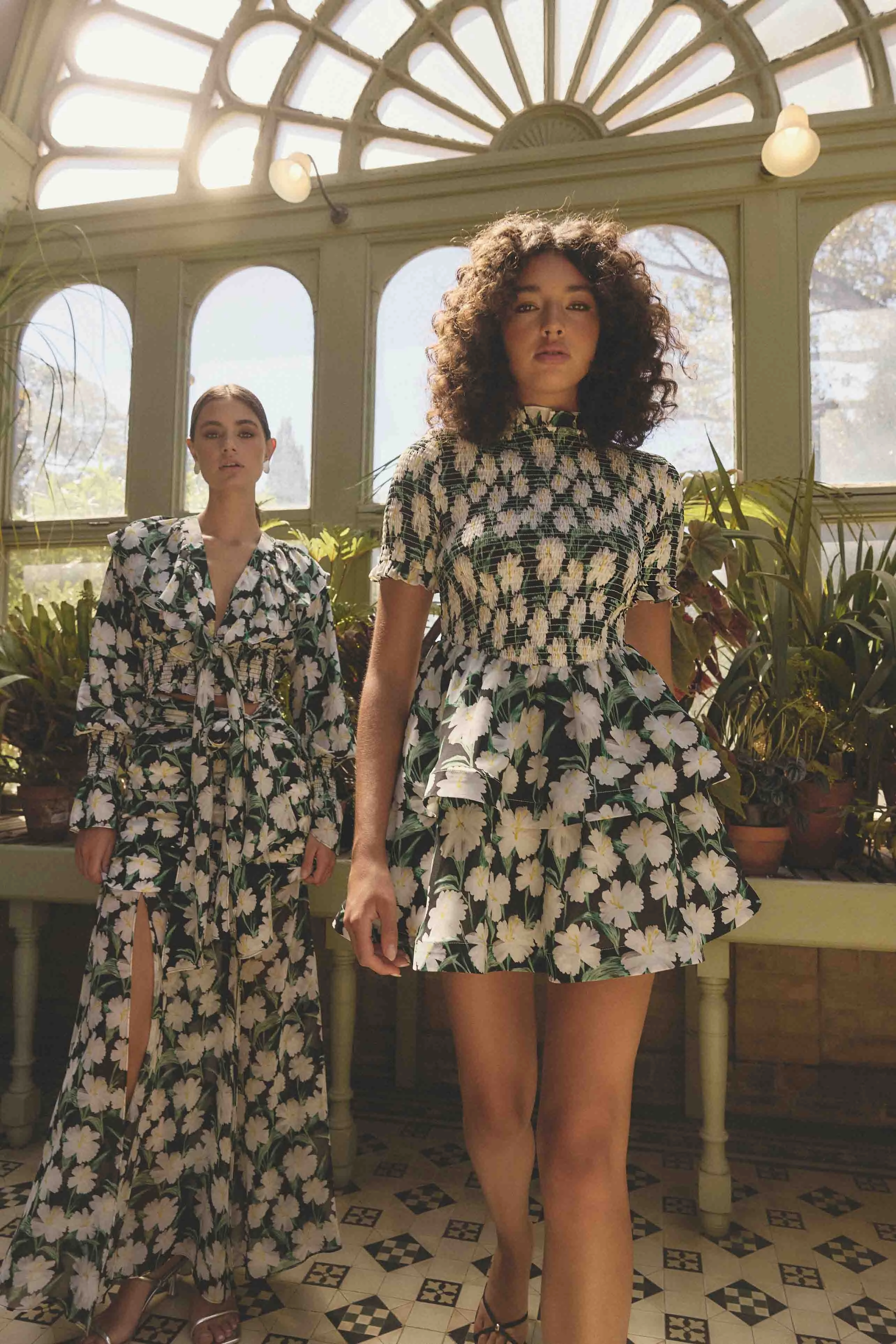 Rosey Short Sleeve Mini Dress in Black Floral Cool Form