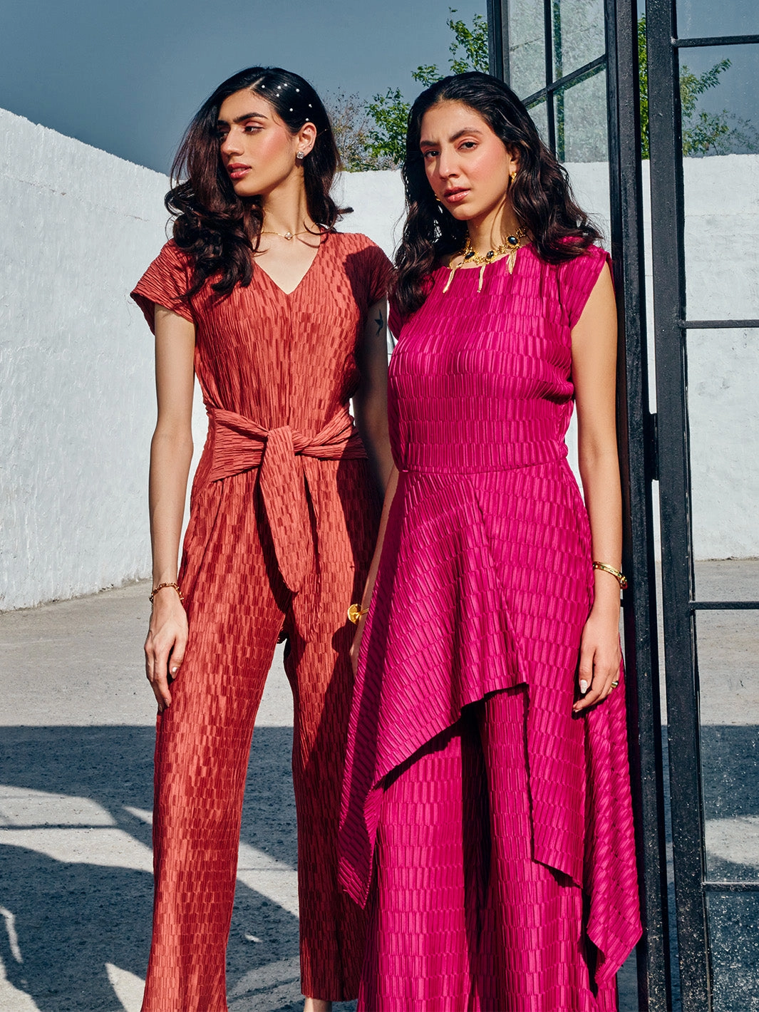 Rosso Pleated Top Smart Layering