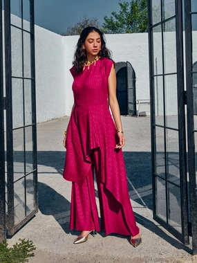 Fall Flow Rosso Pleated Top