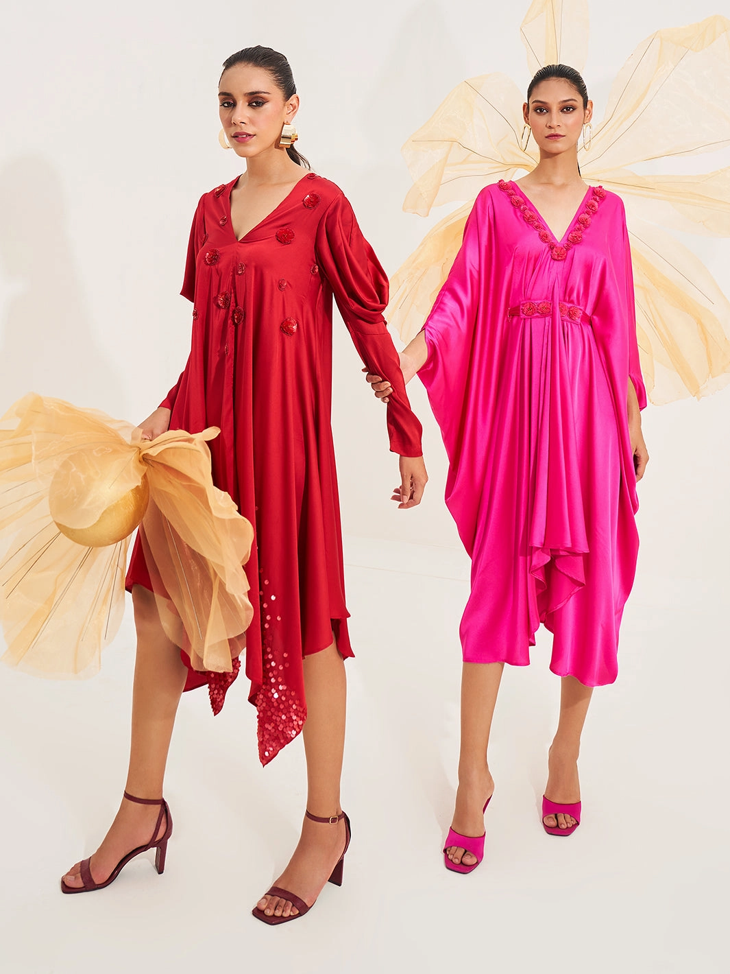 Rubyetta Embroidered Tunic Smooth Curve Smooth Lines