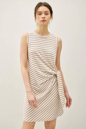 Brunch Fit Relaxed Jeans LINEN BLEND STRIPED SIDE TIE DRESS