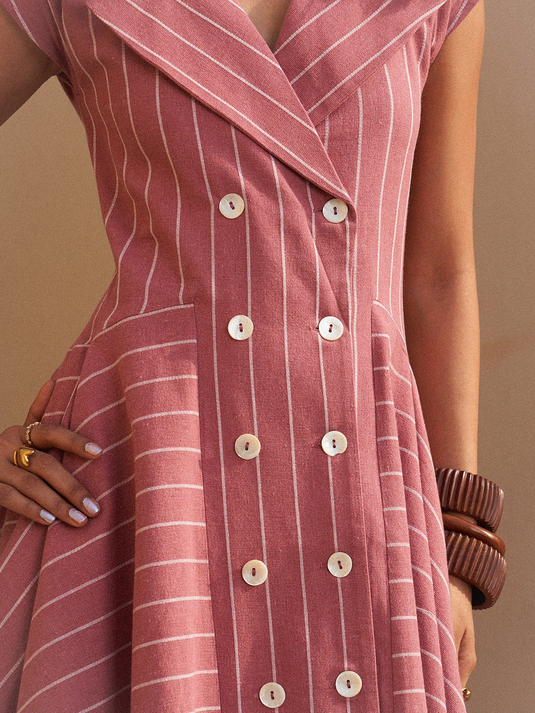 Sandstone Stripe Midi Dress slim fit Flexible Fit