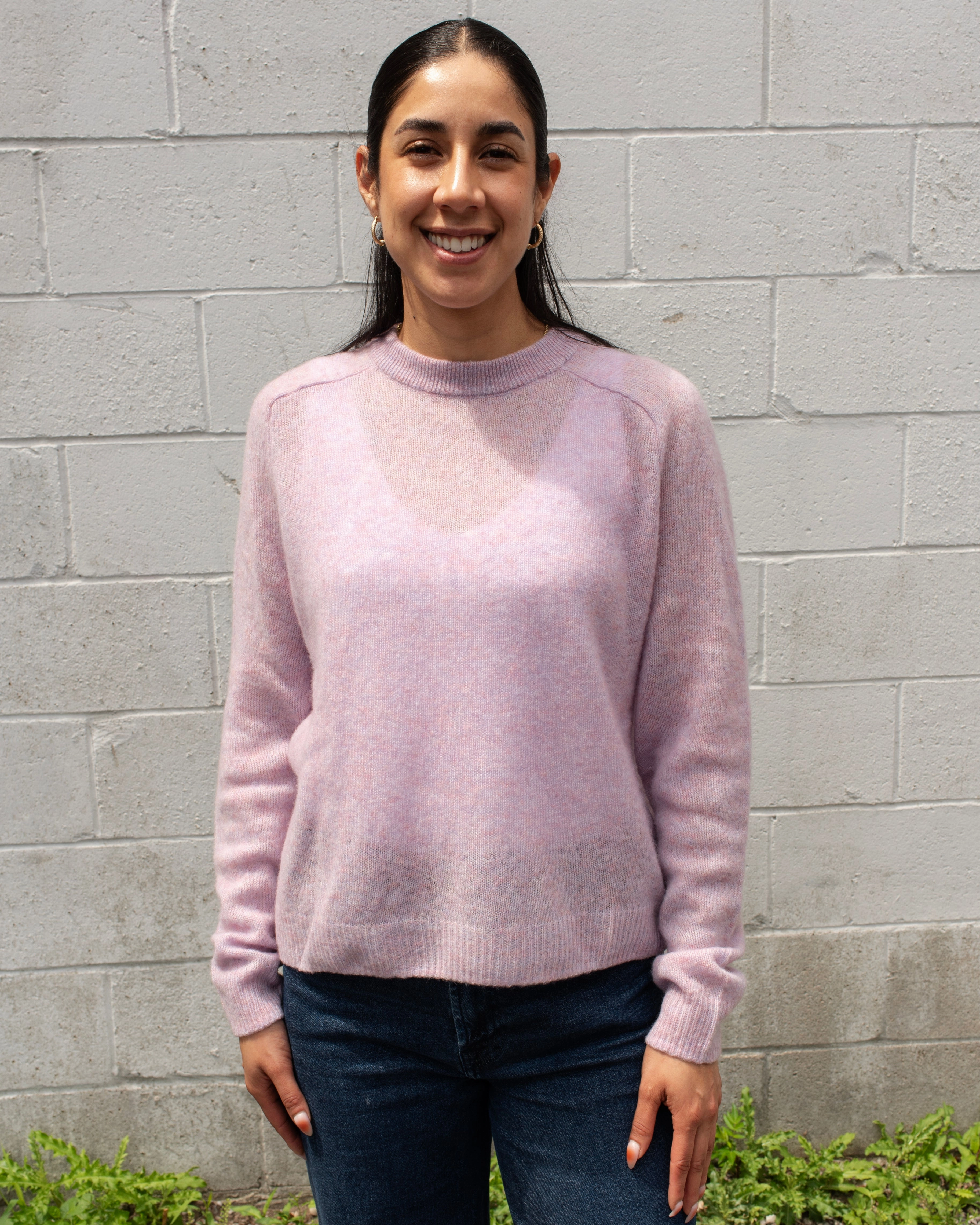 Anti Pilling AMARA LOBO CREW NECK SWEATER