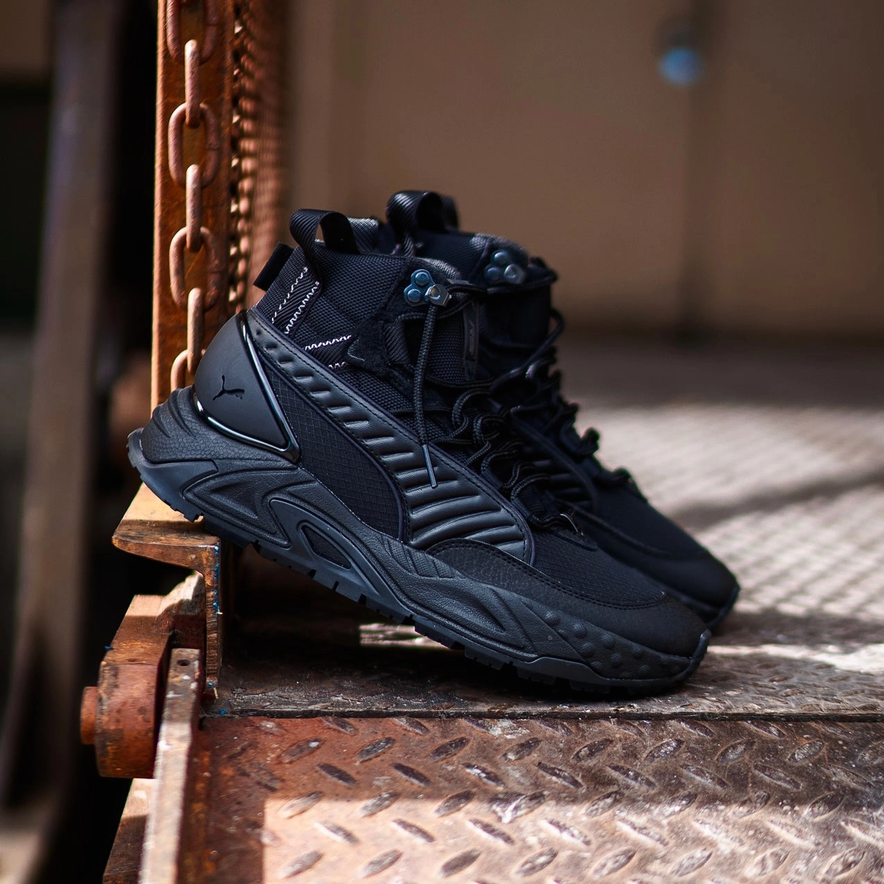 Mens Puma RS-Trck Mid Lifestyle (Triple Black) Compression Molded Lightness Adaptive Flex Grooves