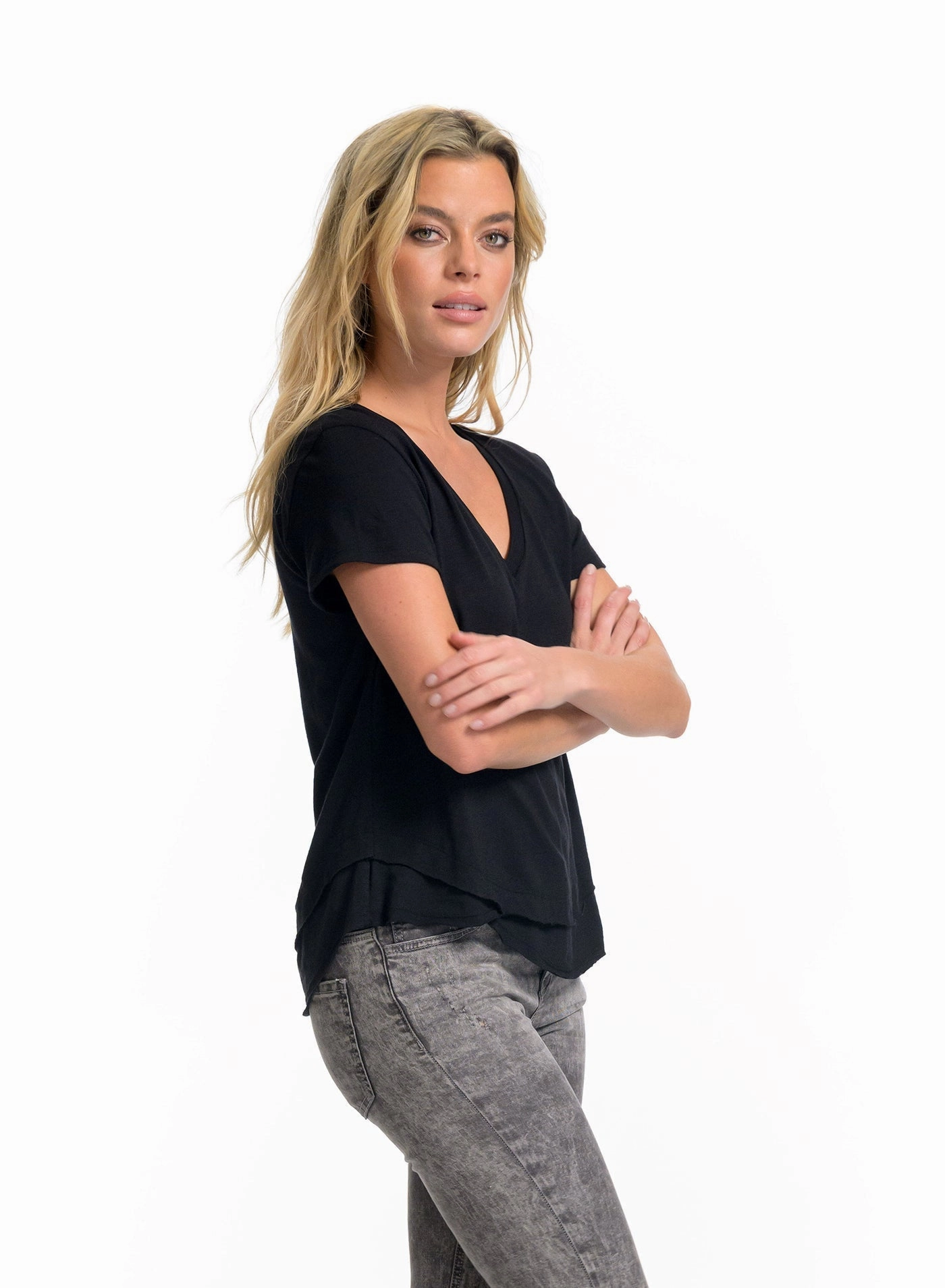 AVA V-NECK MOCK LAYER TEE Calm Wave BreathableLining