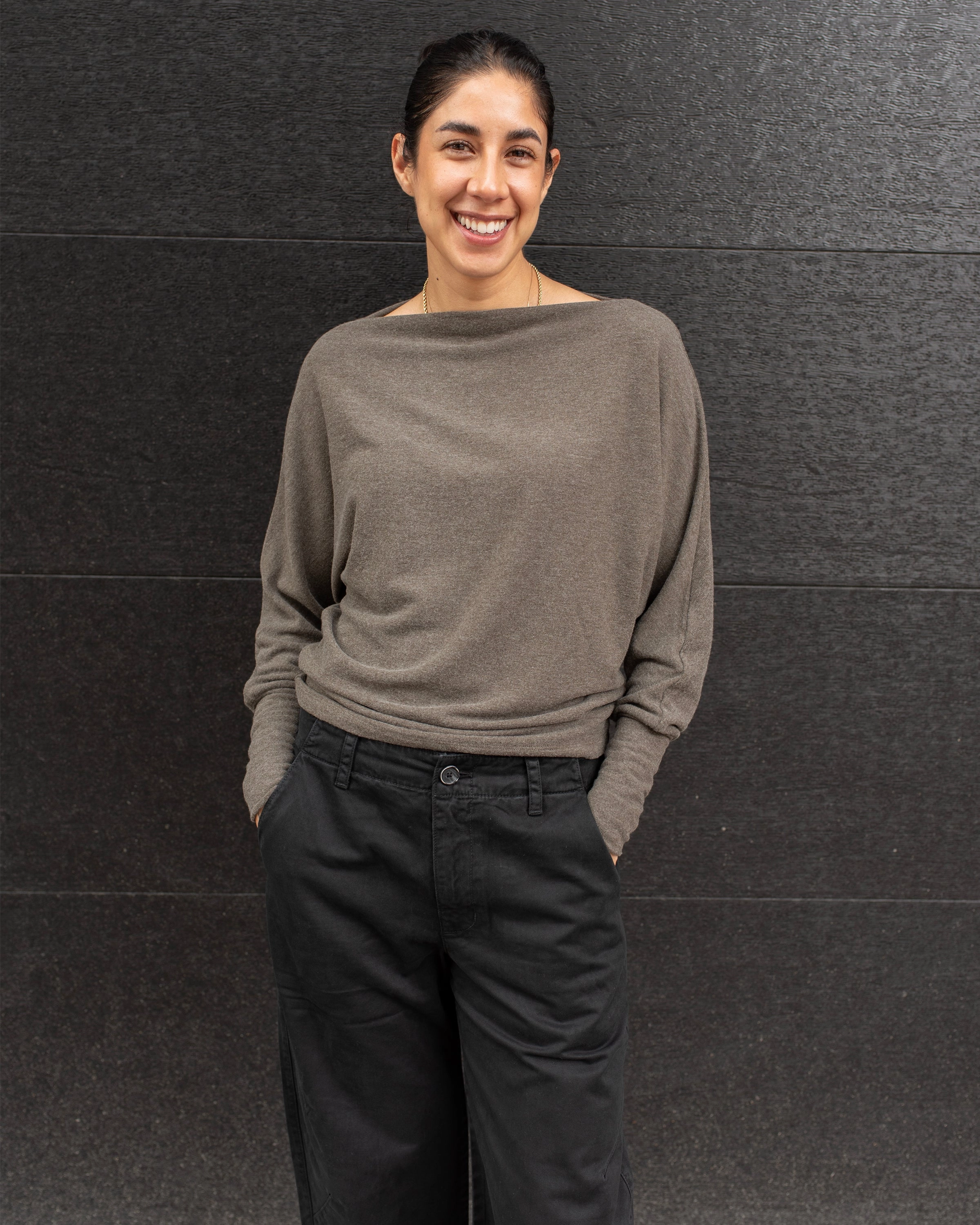 SELMY KASHMIR BOATNK KNIT TOP Breathable mesh Sheer Overlay Material