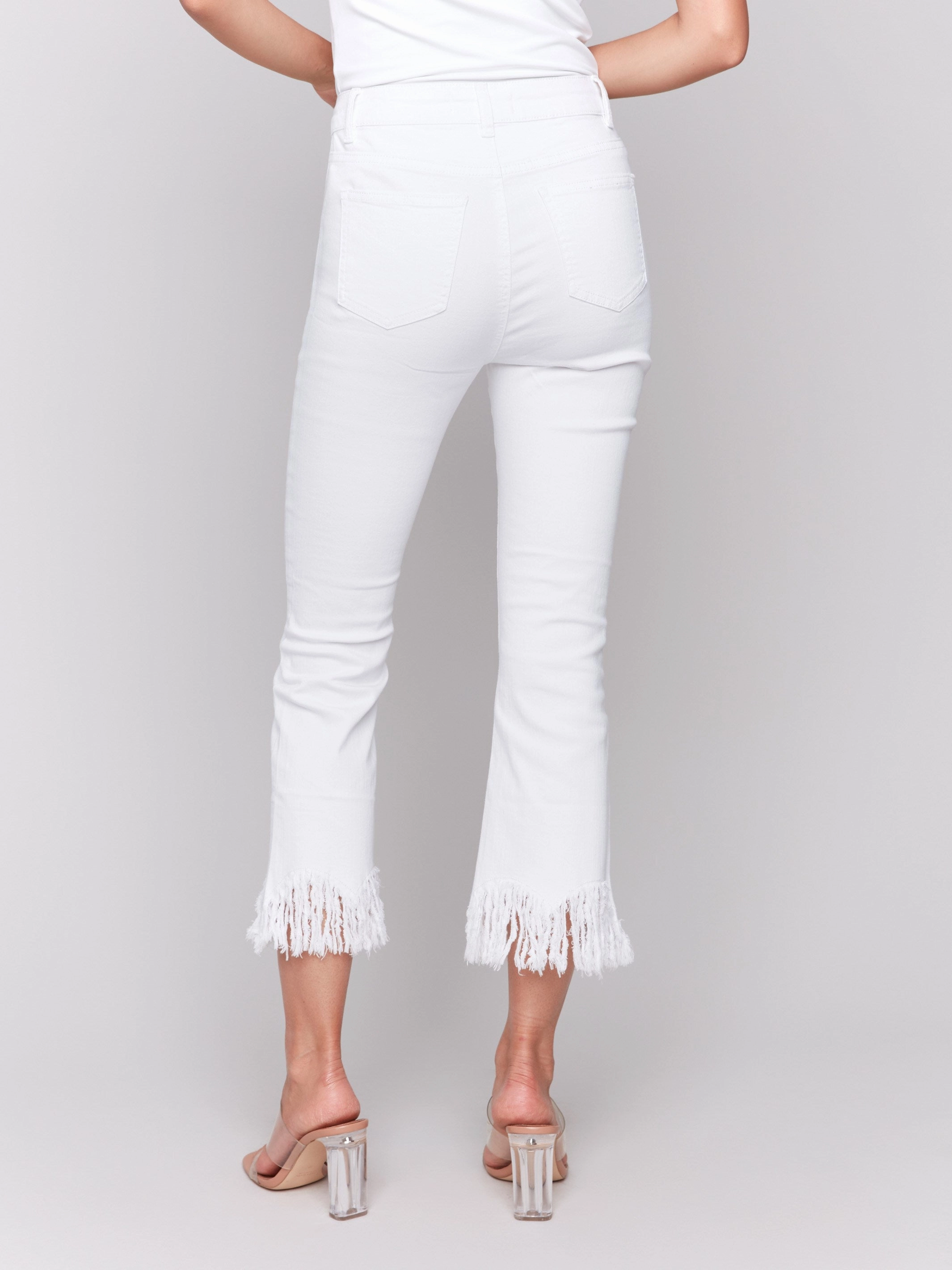 Base Style Cropped Jeans With Fringed Hem - White
