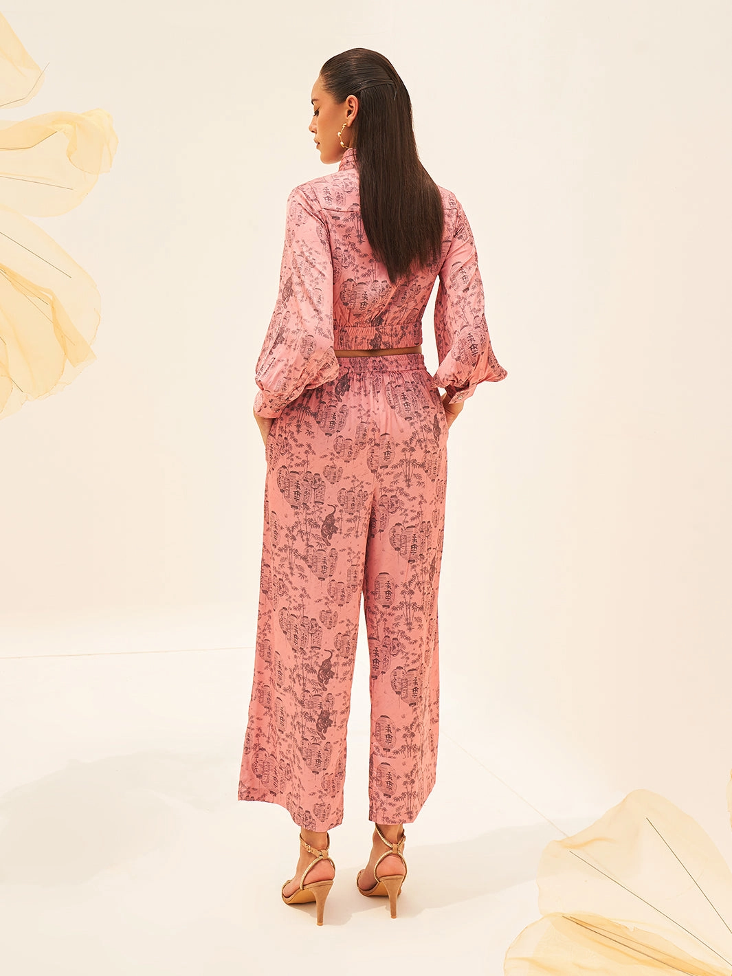 Shibuya Top ruffle trim Mood Flex