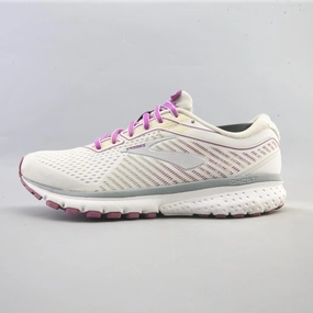 BROOKS GHOST 12 well - designed