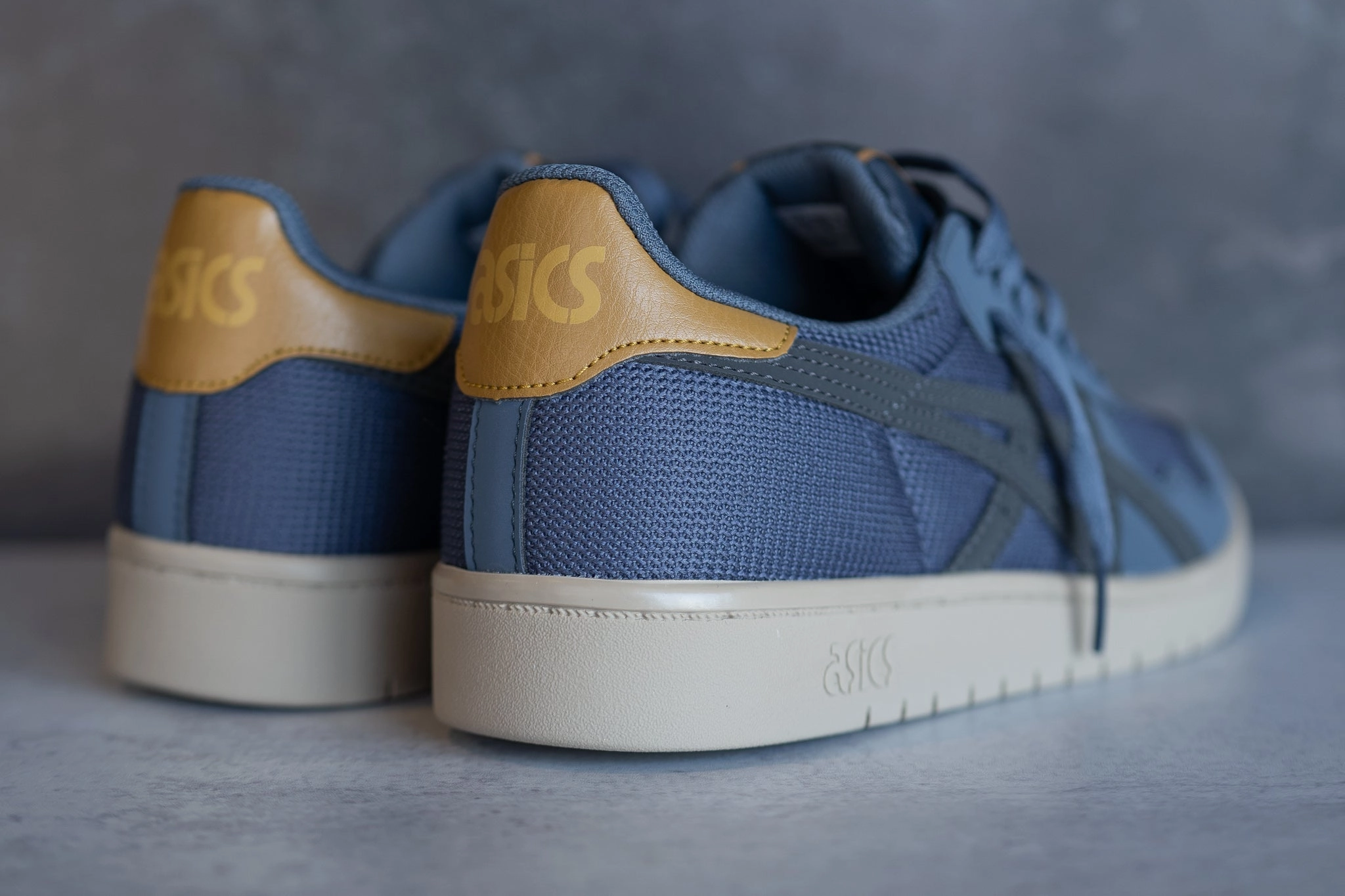 Mens Asics Japan S (Tarmac/Graphite Grey) Compression Knit Upper lace up closure