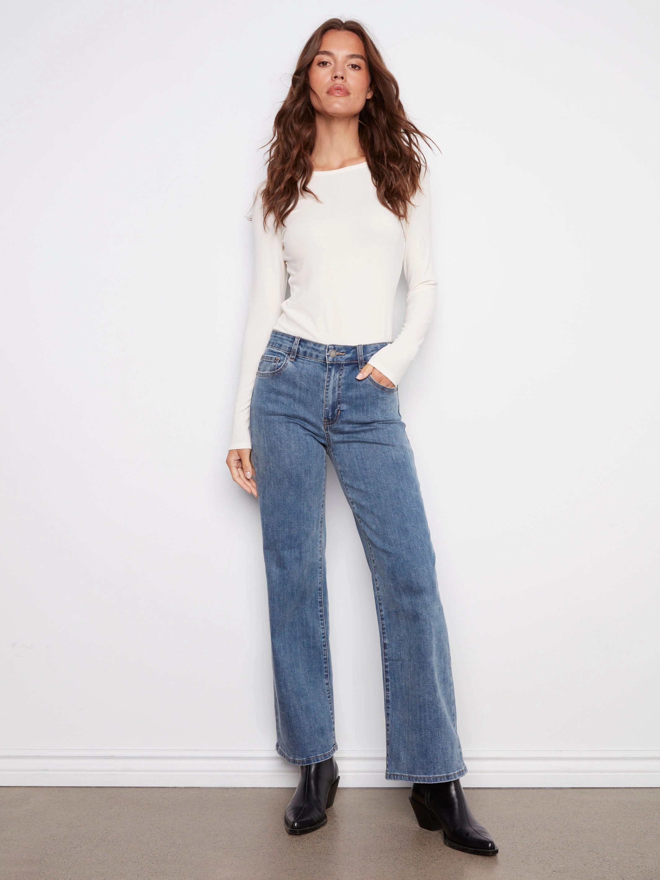 Tagless Design Garment Washed Softness Chloe Wide Leg Jeans - Medium Blue