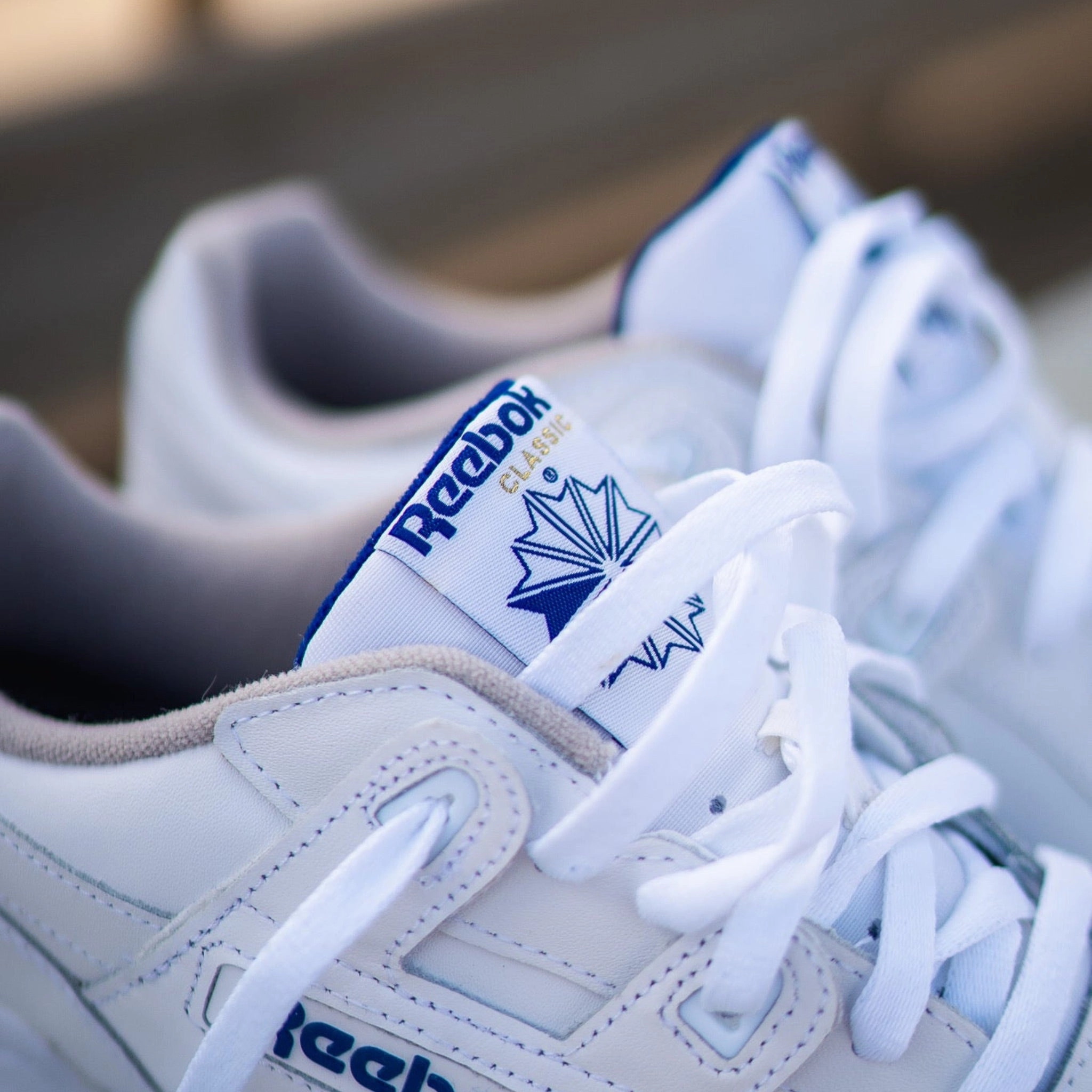 Walk Fit Reebok Workout Plus (White/Royal)